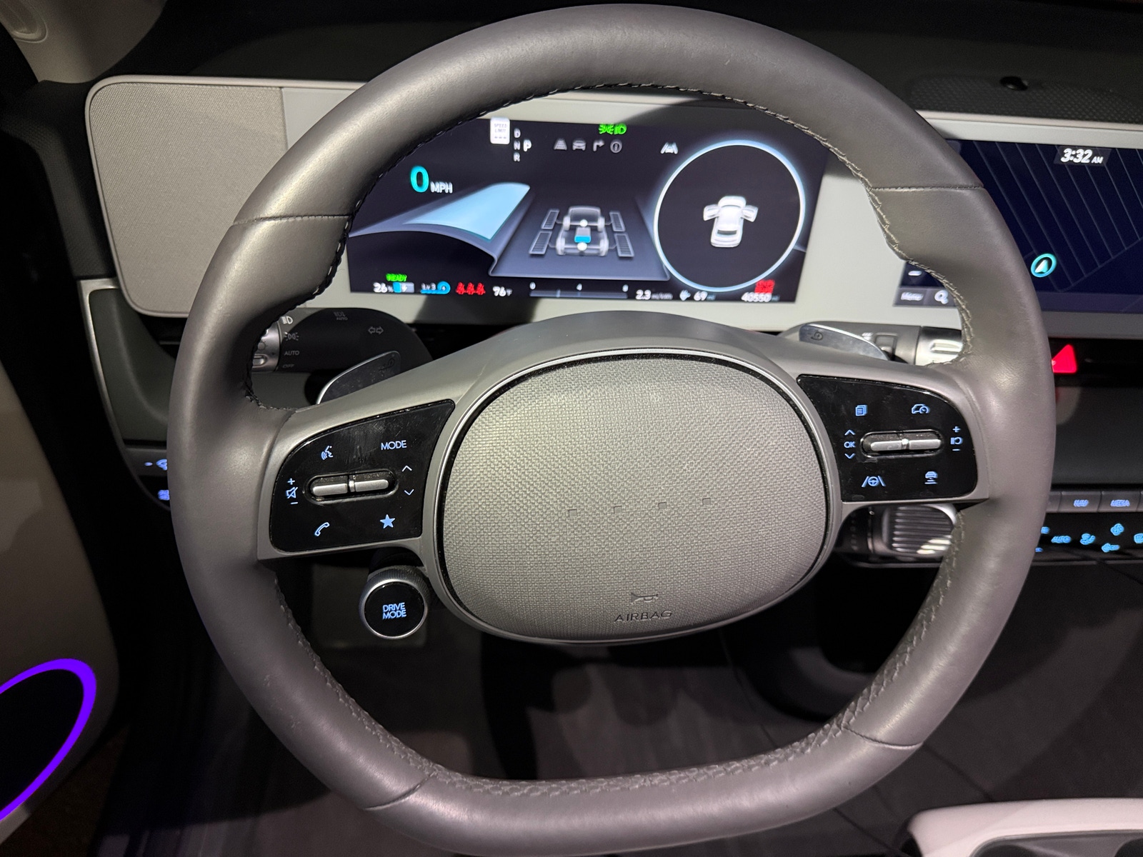Thumbnail: 2023 Hyundai Ioniq 5 - 4