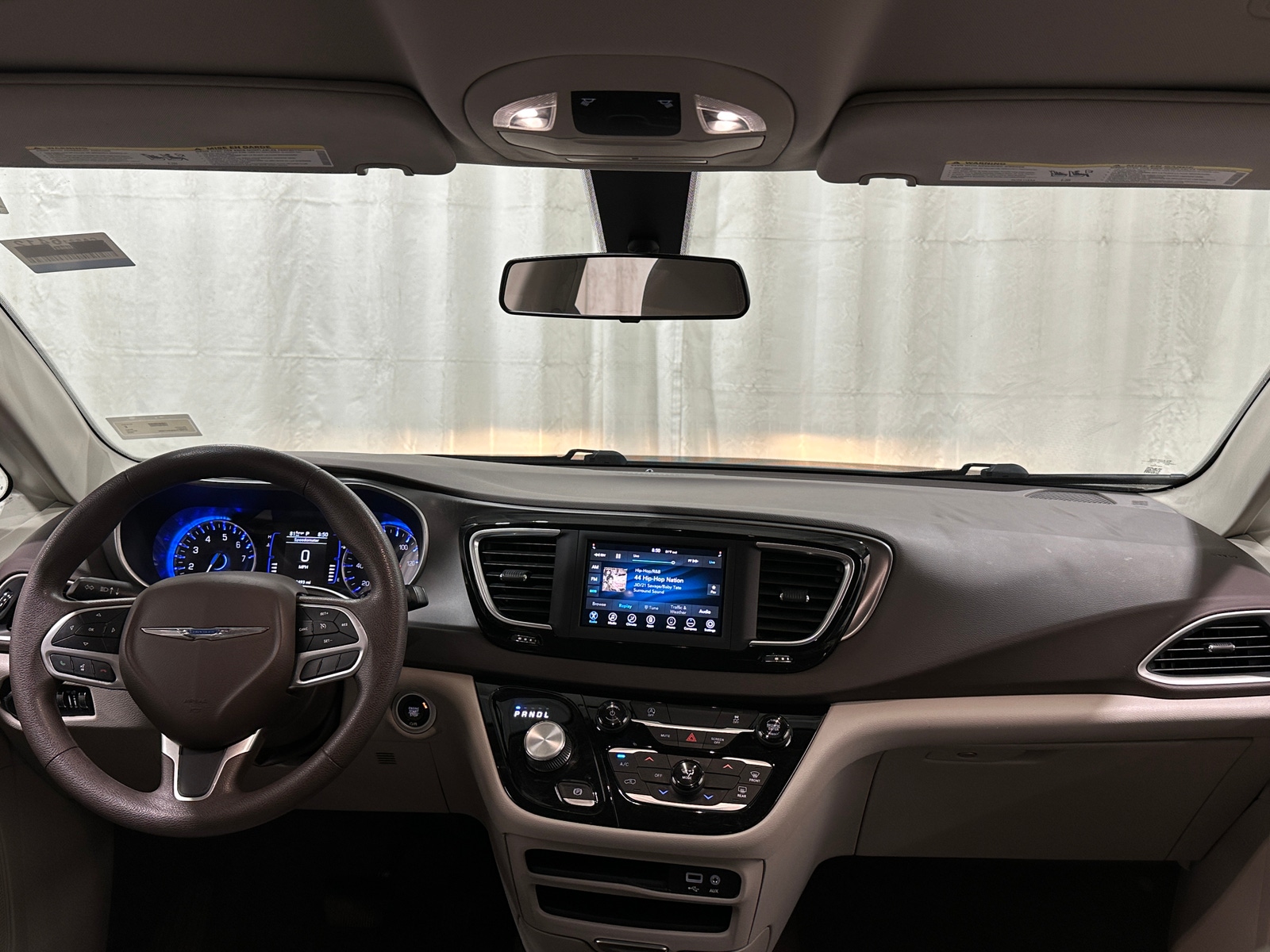 Thumbnail: 2020 Chrysler Voyager - 3