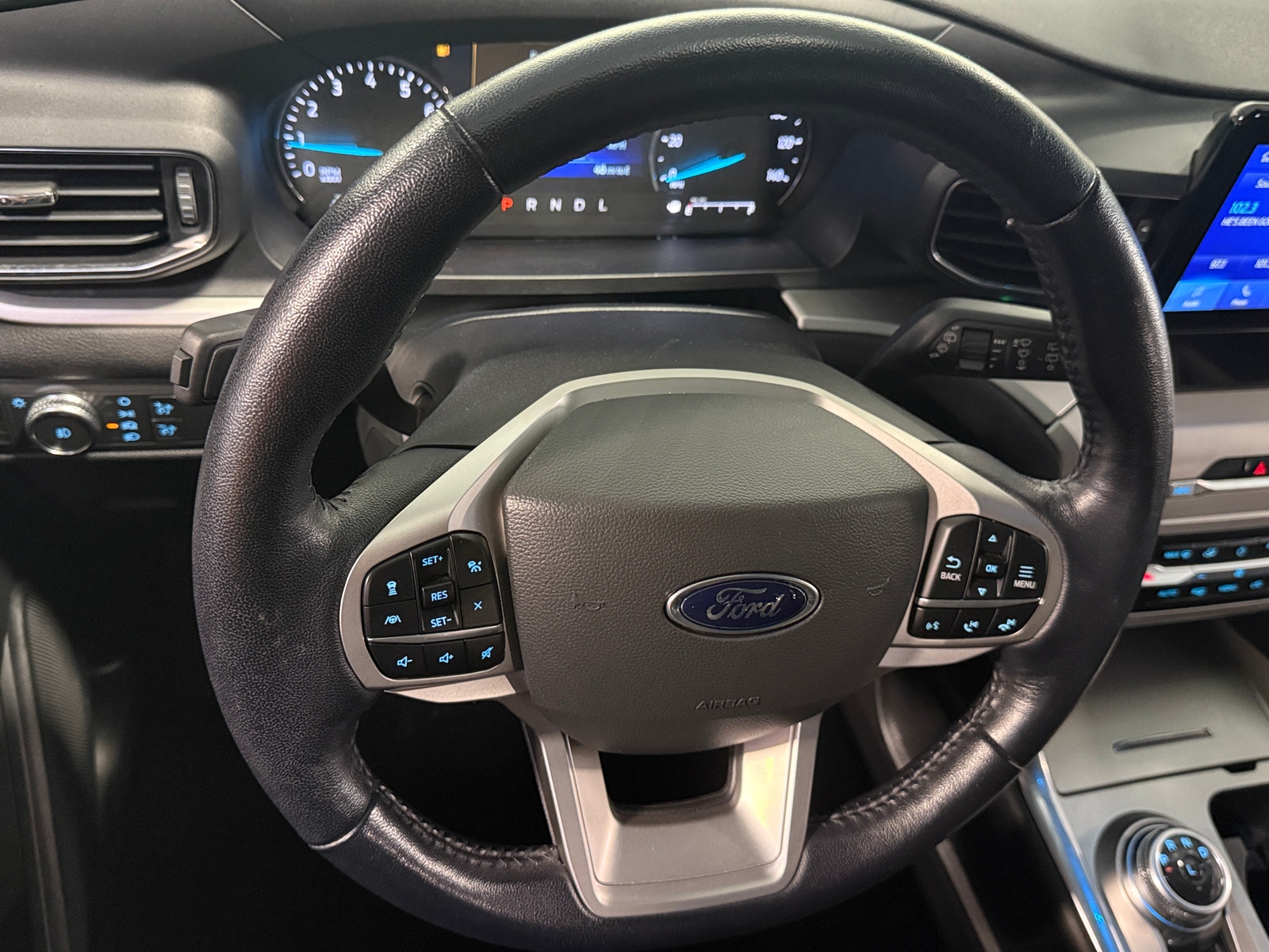 Thumbnail: 2021 Ford Explorer - 5