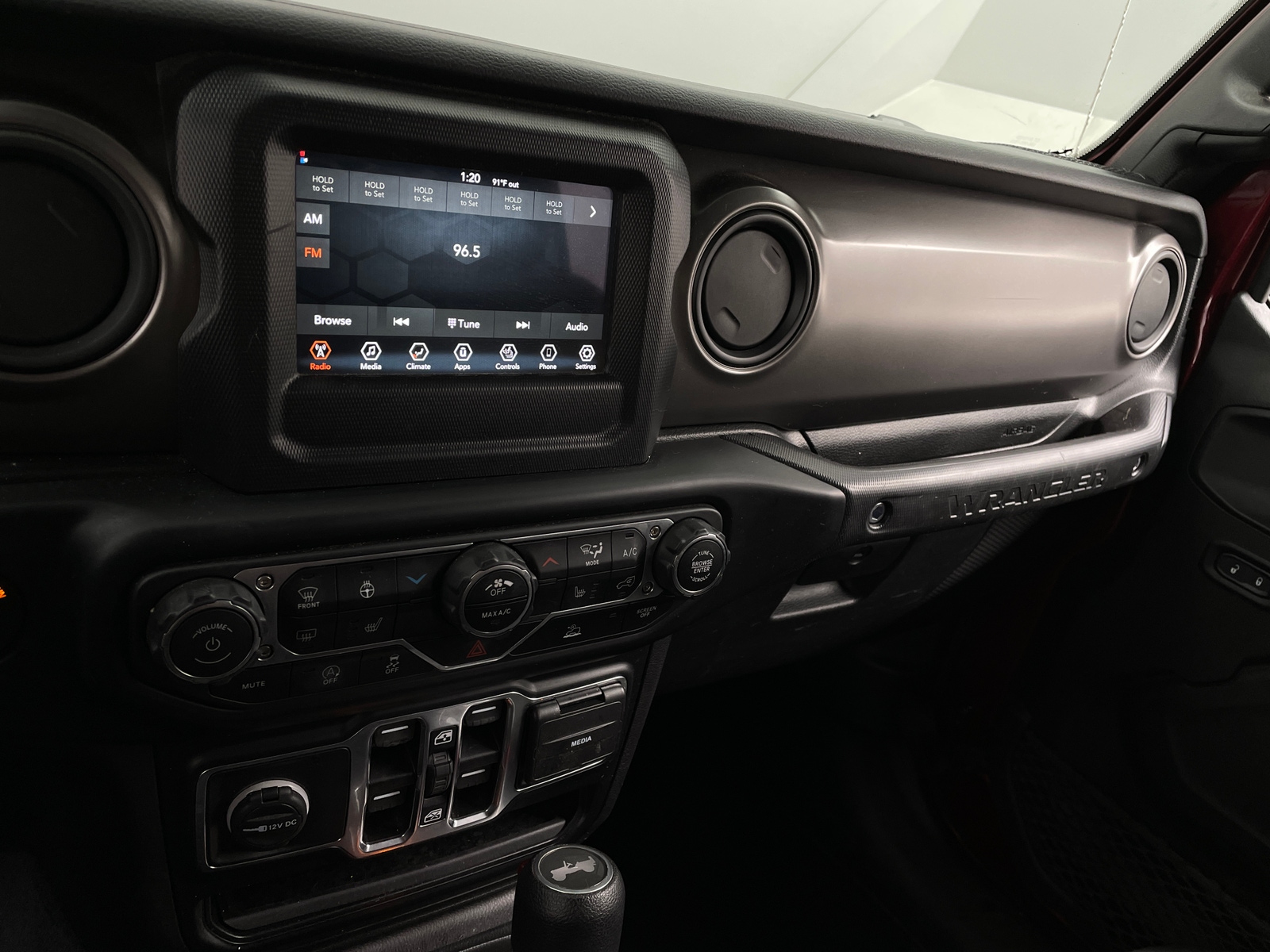 Thumbnail: 2022 Jeep Wrangler - 4
