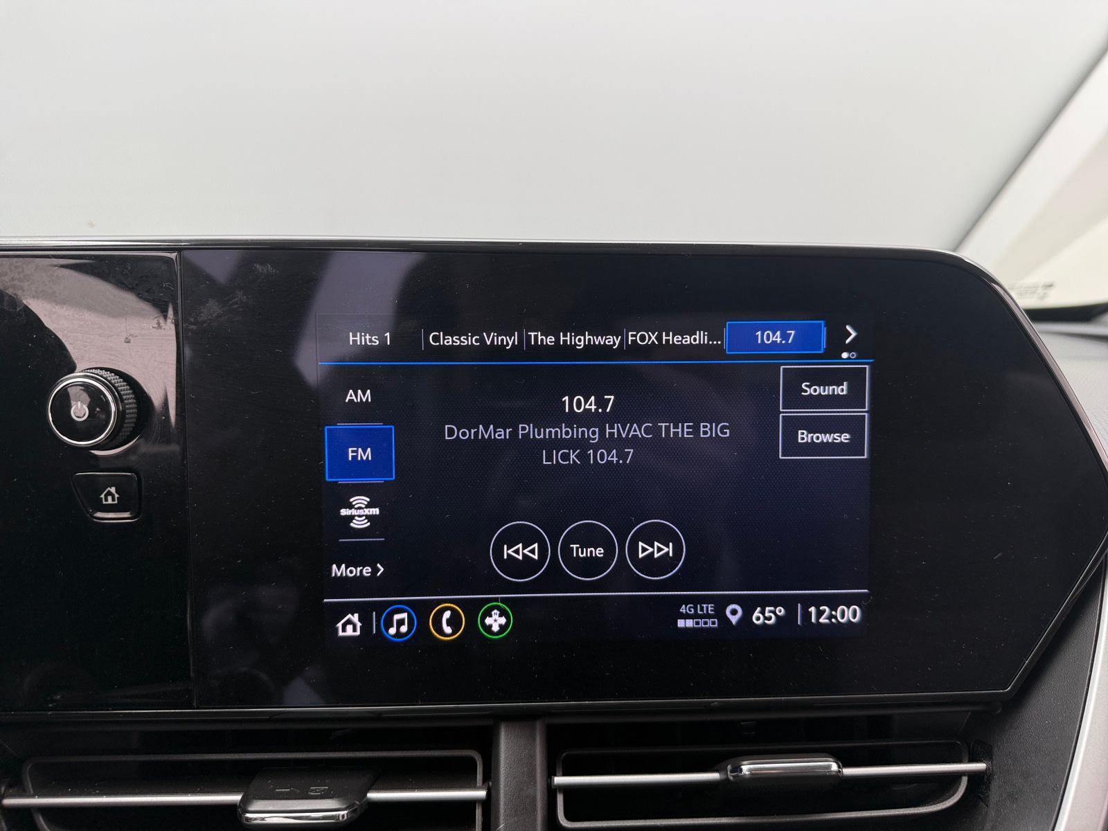Thumbnail: 2024 Chevrolet Trax - 4
