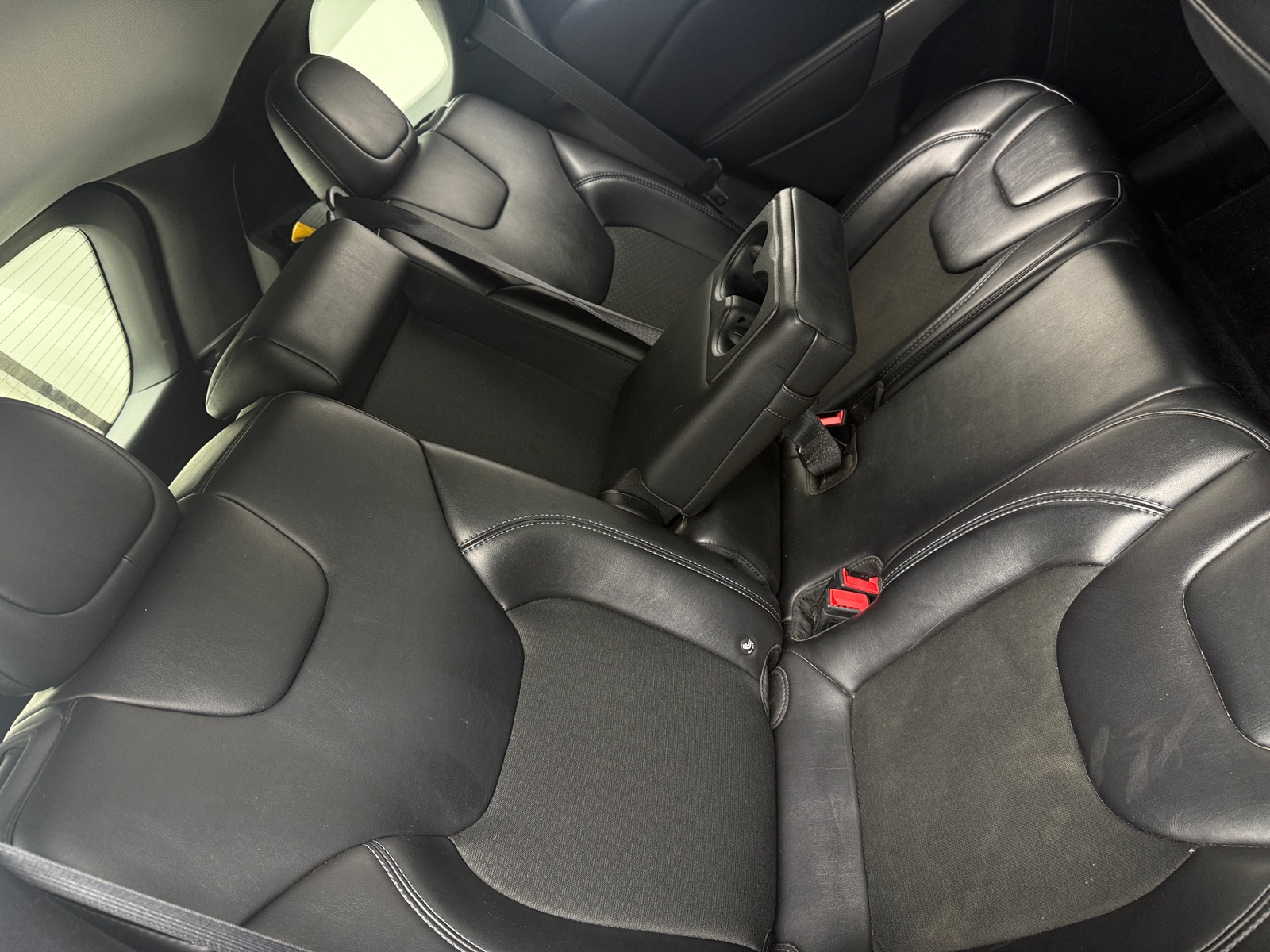 Thumbnail: 2019 Jeep Cherokee - 6
