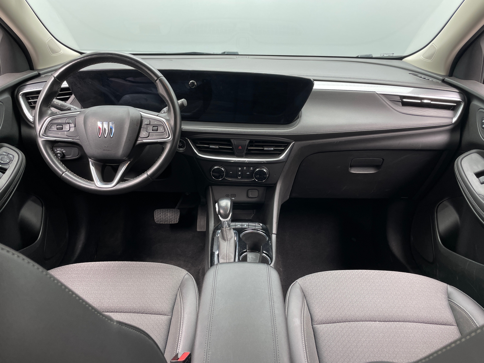 Thumbnail: 2024 Buick Encore GX - 3