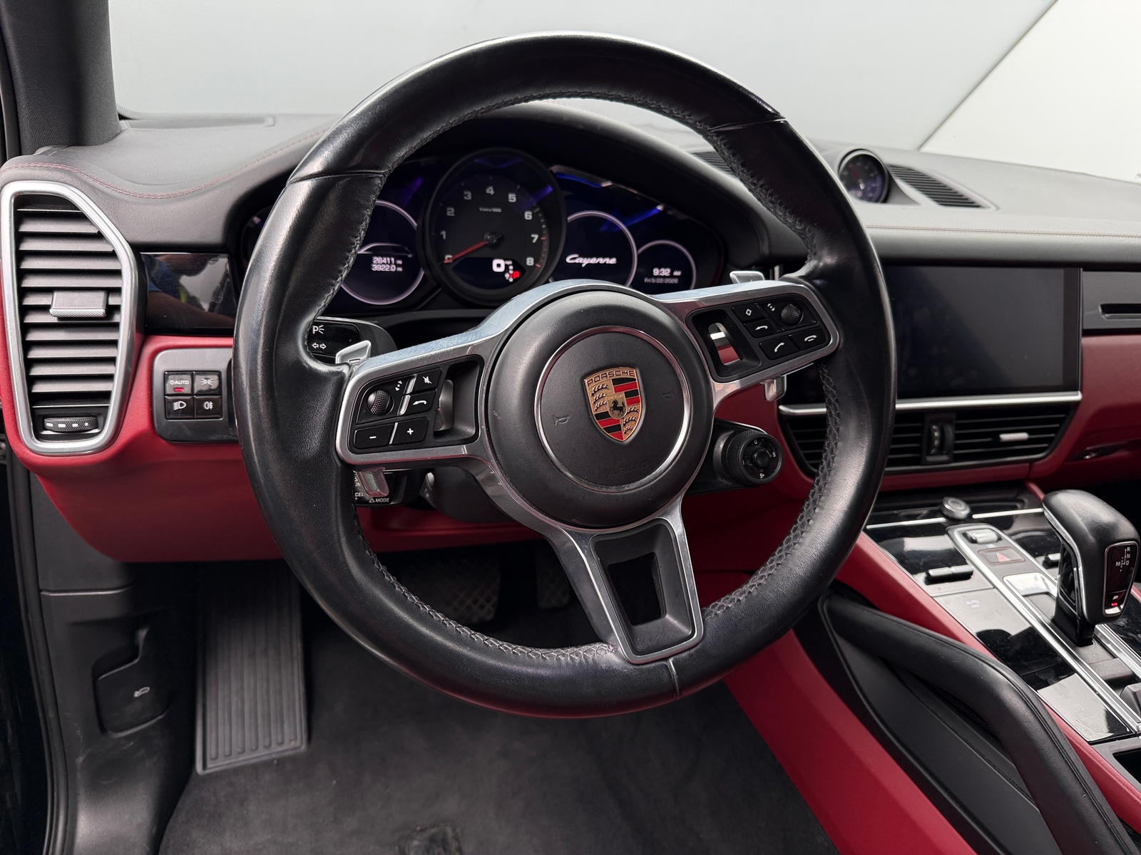 Thumbnail: 2020 Porsche Cayenne - 4