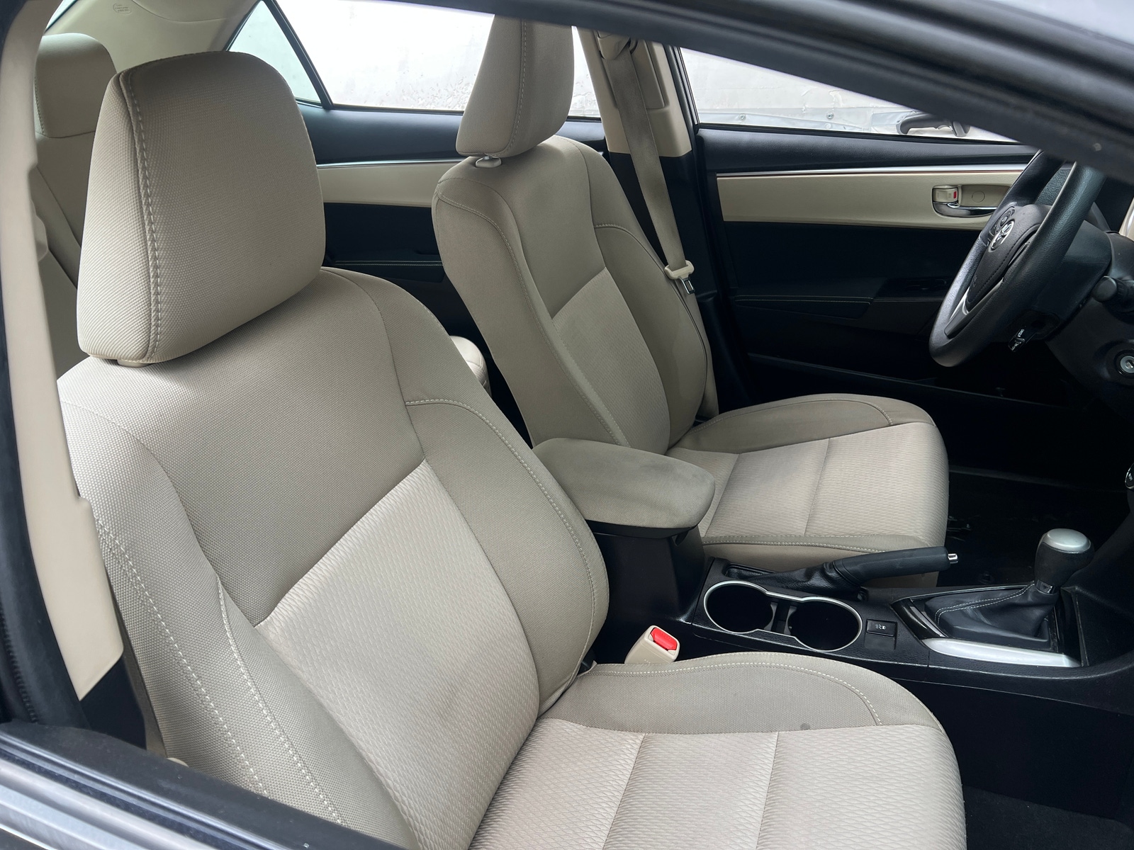 Thumbnail: 2014 Toyota Corolla - 2
