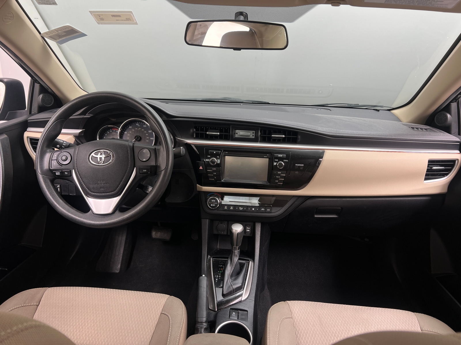 Thumbnail: 2014 Toyota Corolla - 3