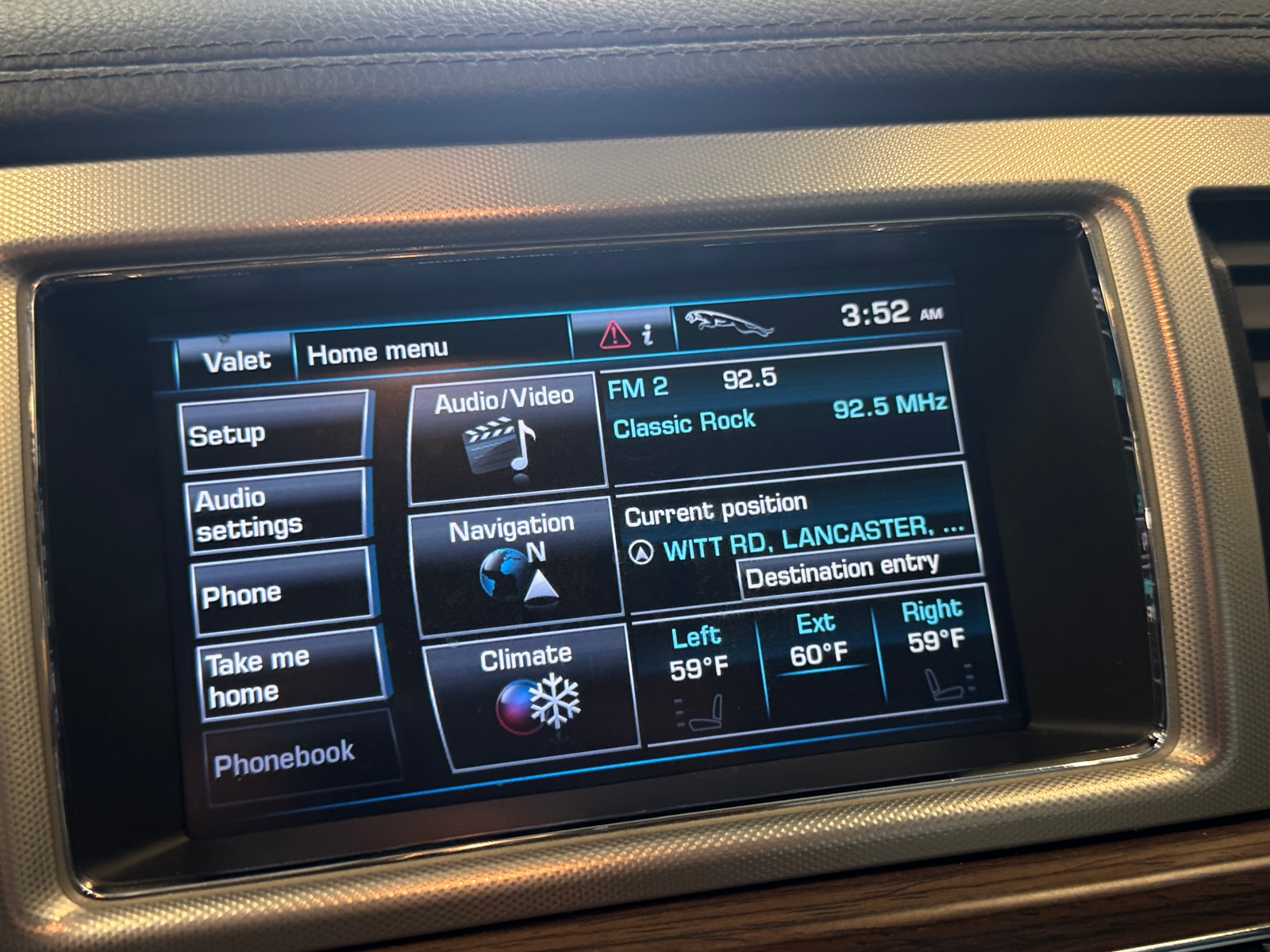 Thumbnail: 2013 Jaguar XF - 3