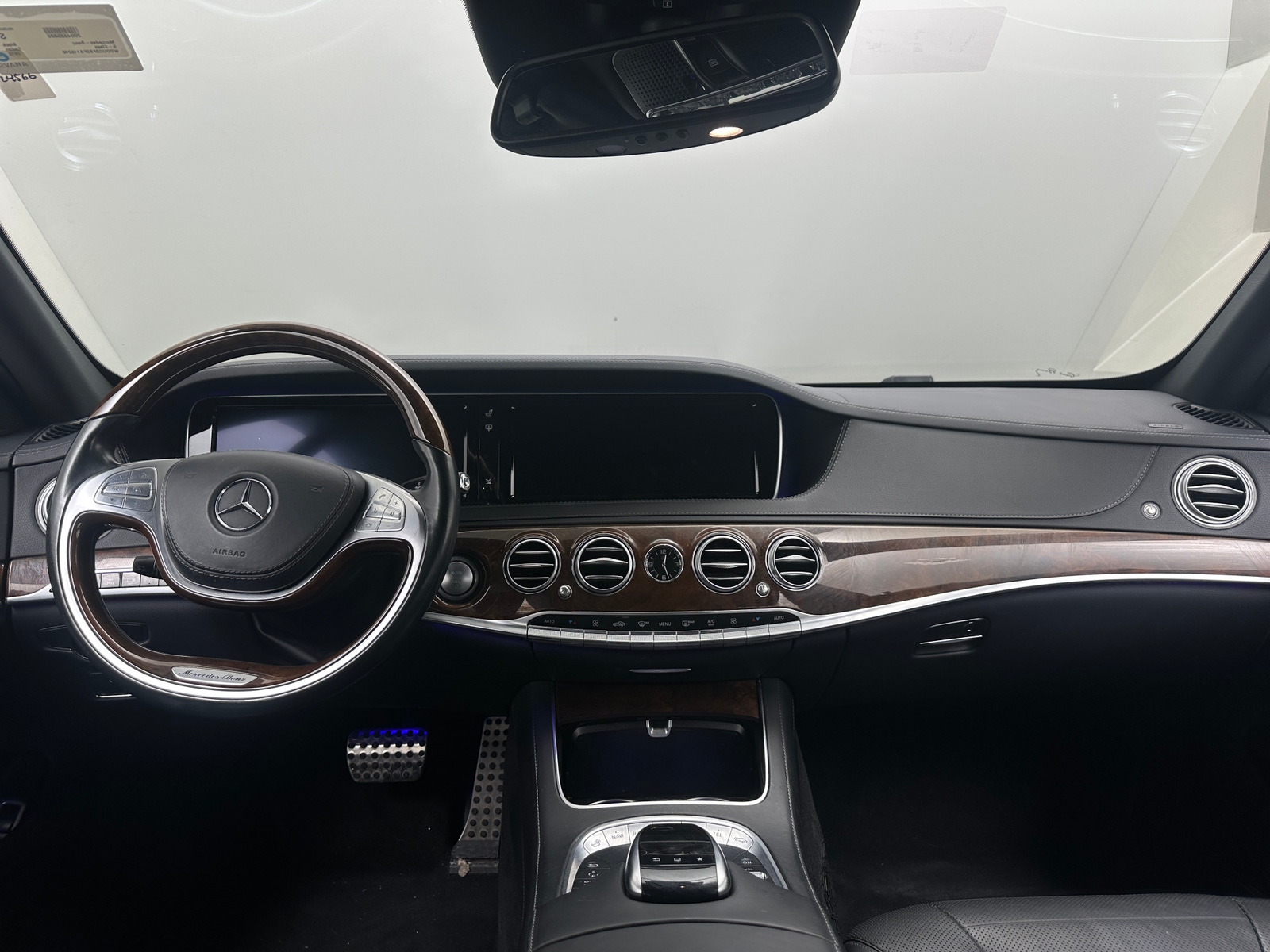 Thumbnail: 2015 Mercedes-Benz S-Class - 2