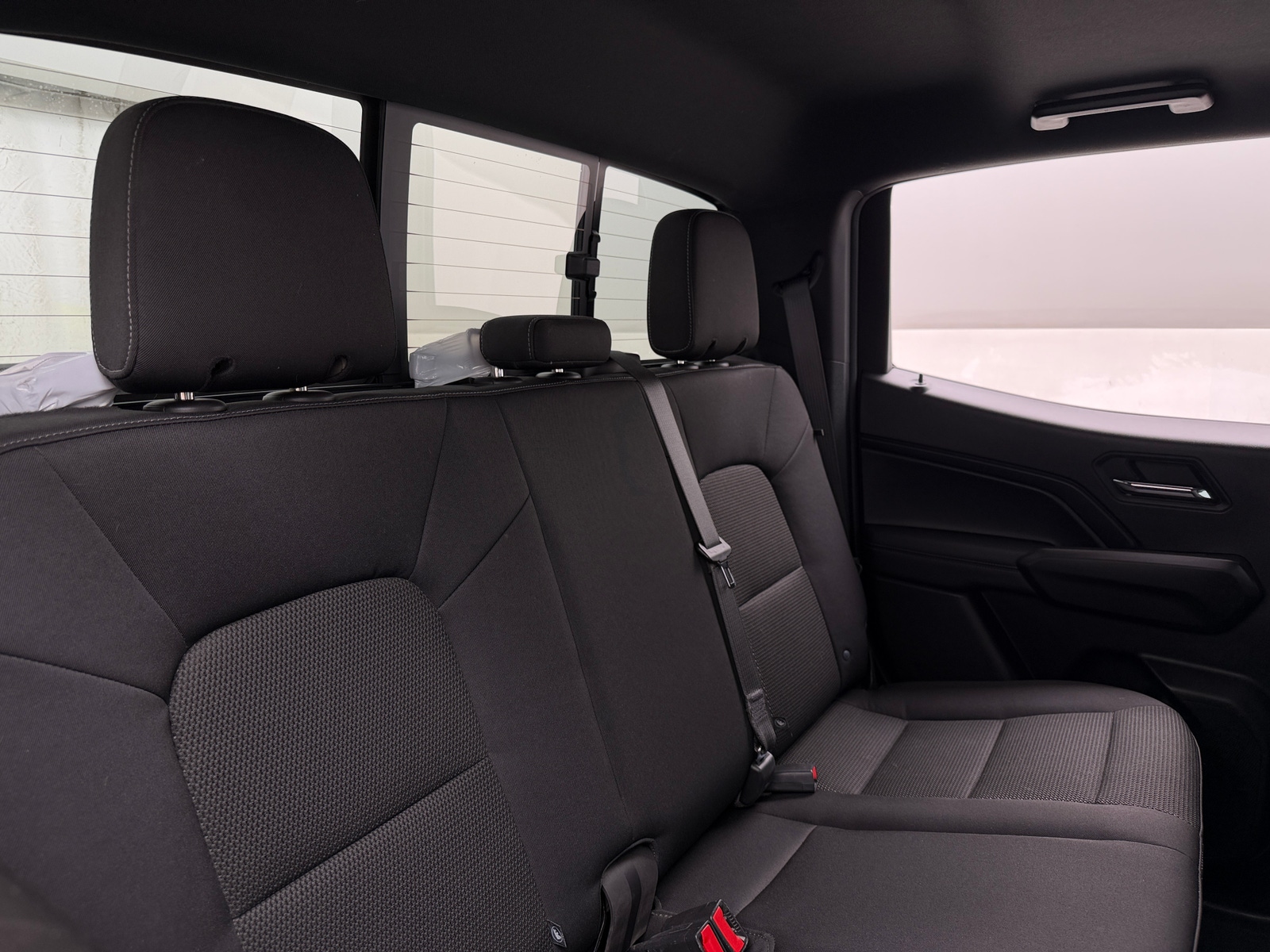Thumbnail: 2023 Chevrolet Colorado - 6