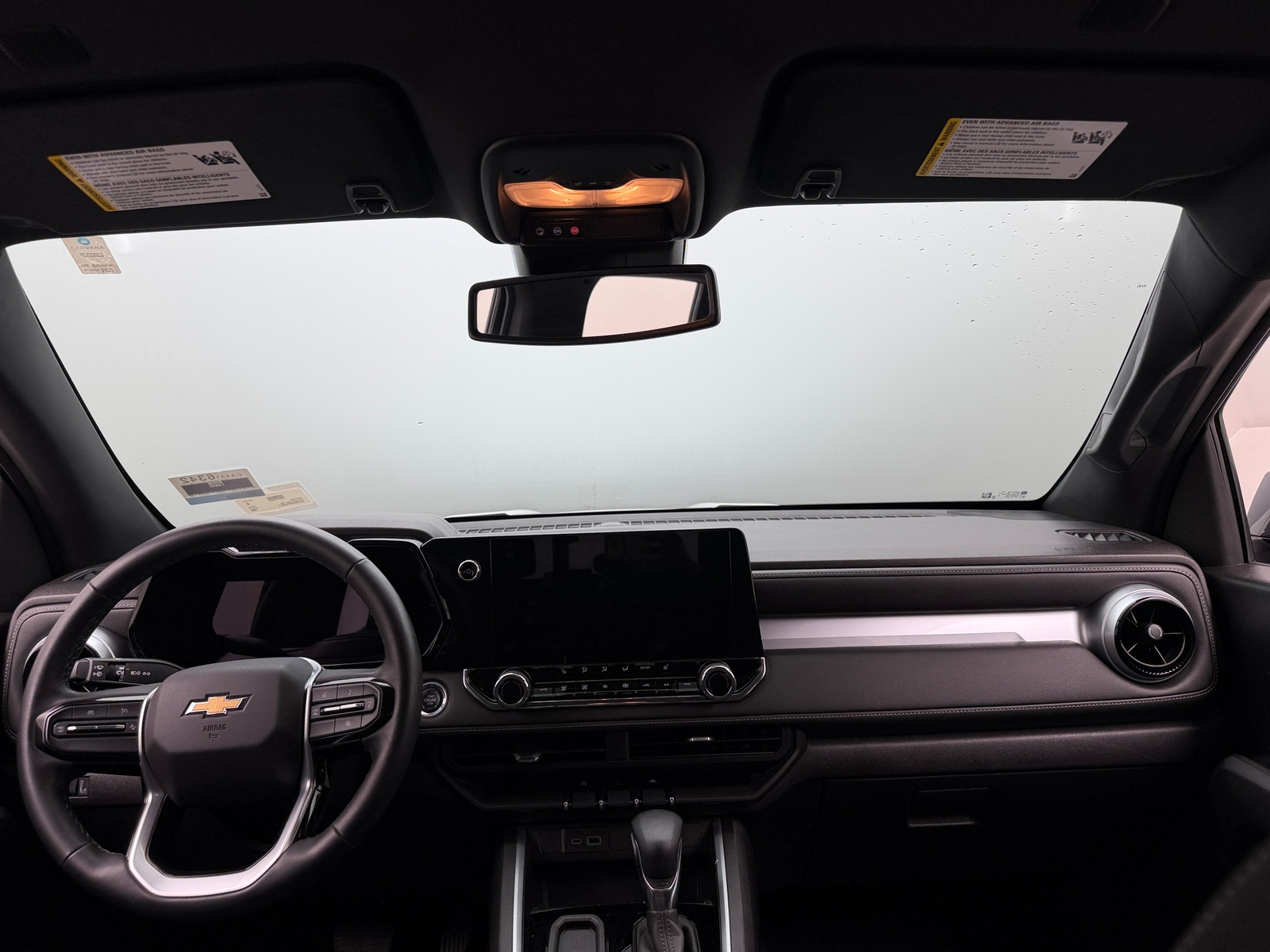 Thumbnail: 2023 Chevrolet Colorado - 3