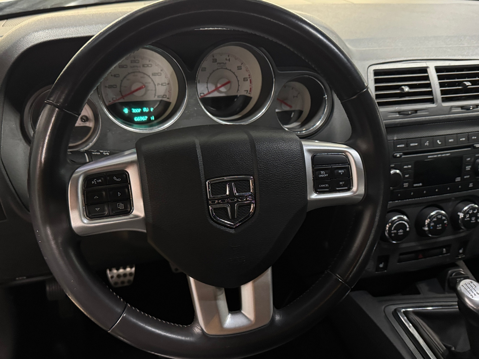Thumbnail: 2013 Dodge Challenger - 4