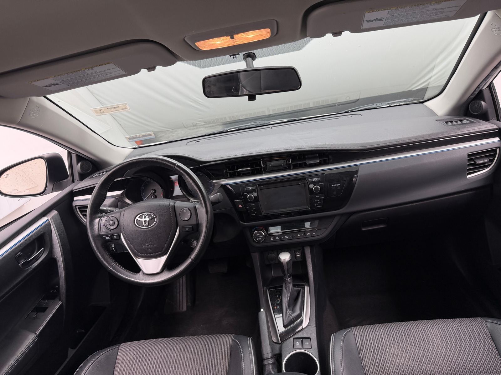 Thumbnail: 2016 Toyota Corolla - 3