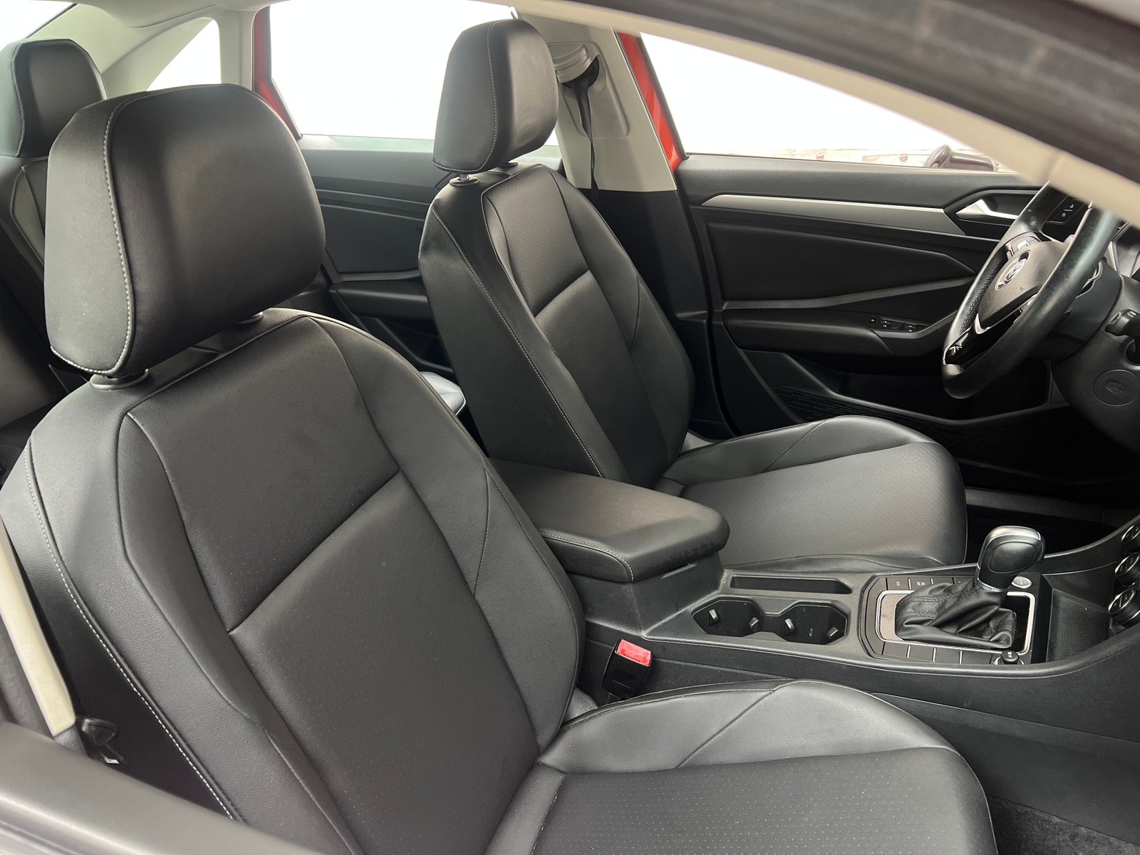 Thumbnail: 2019 Volkswagen Jetta - 2