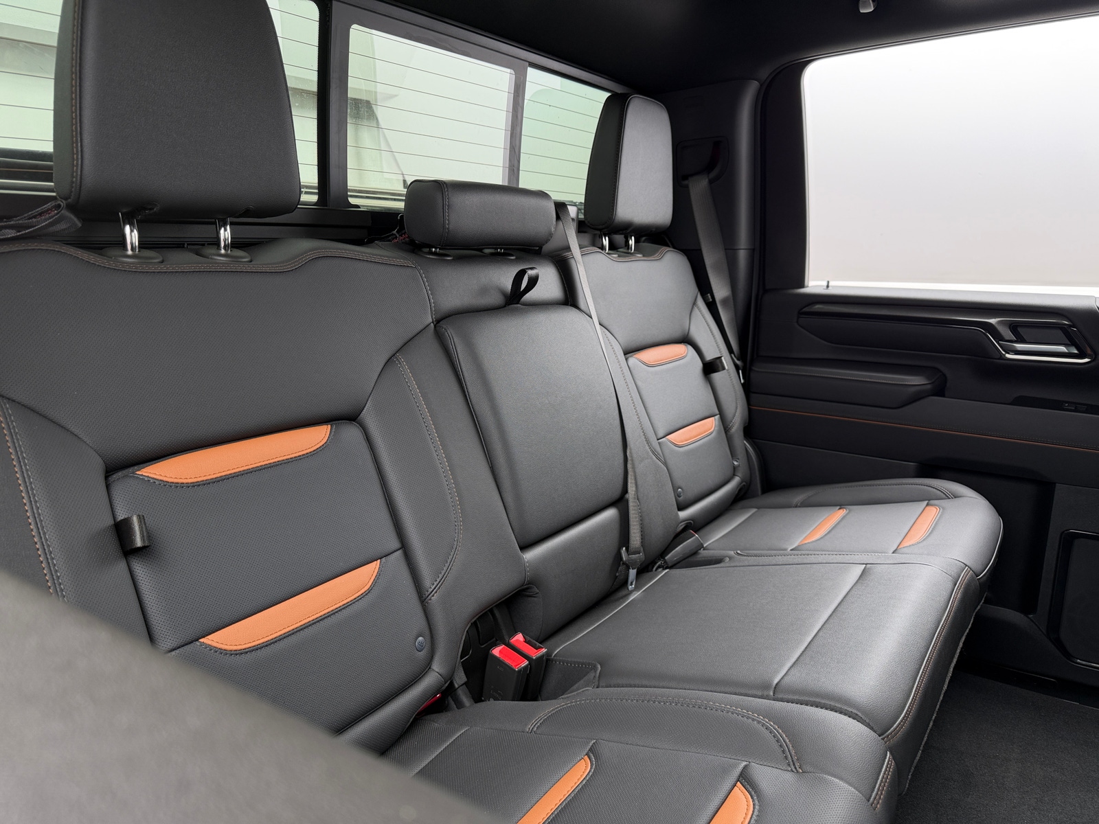 Thumbnail: 2025 GMC Sierra 2500 - 5
