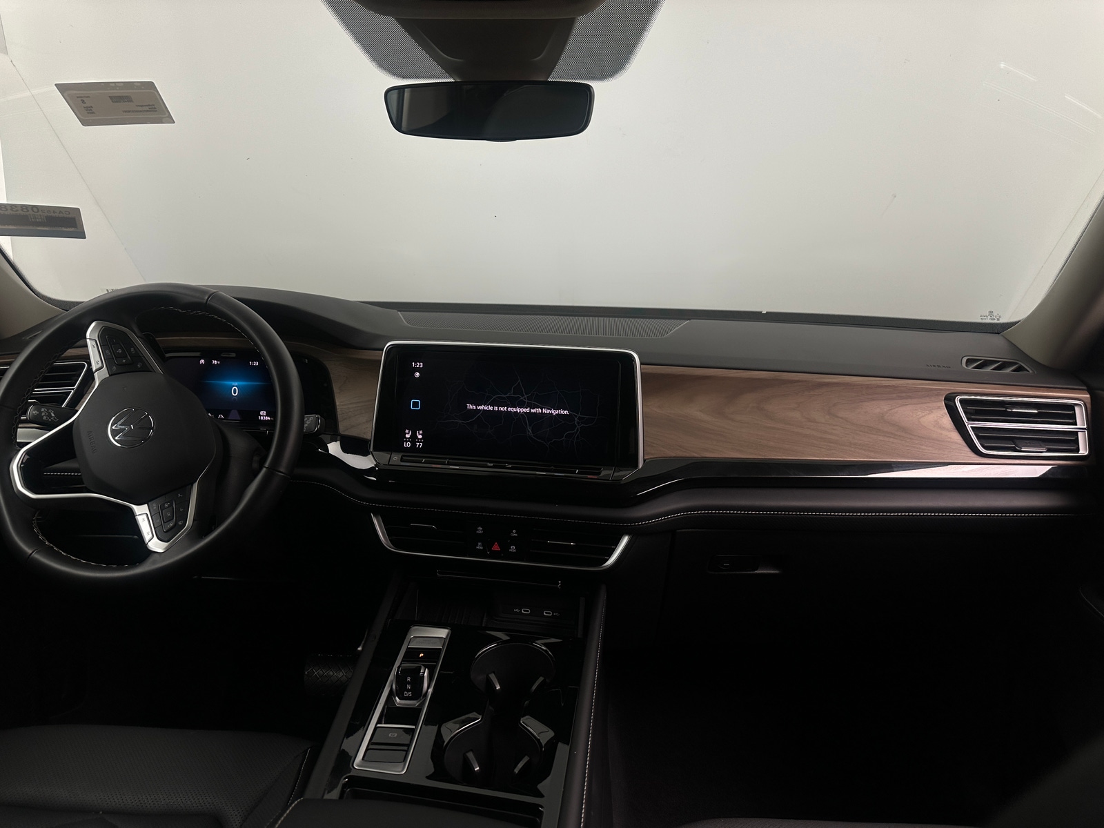 Thumbnail: 2025 Volkswagen Atlas - 2