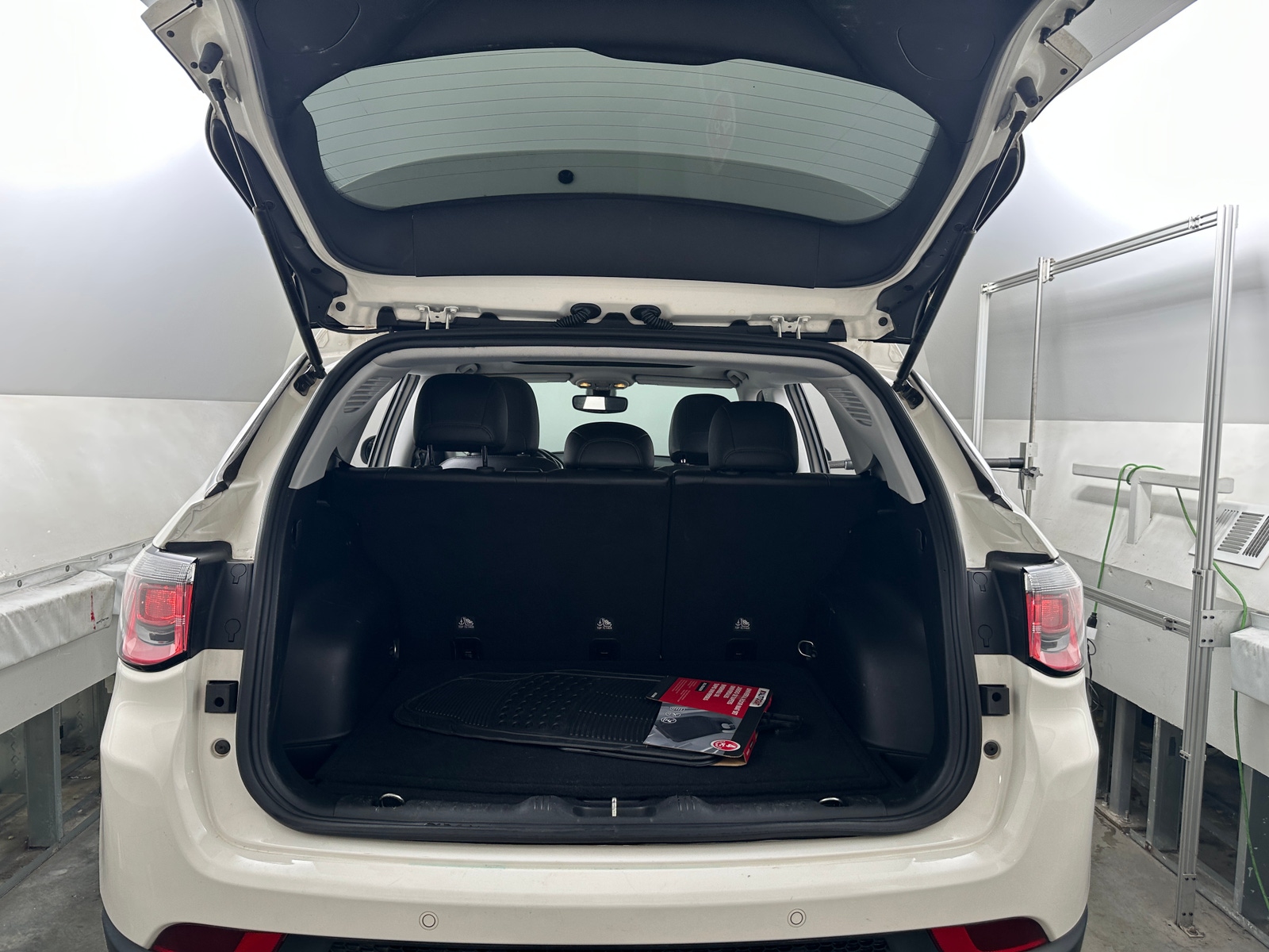 Thumbnail: 2019 Jeep Compass - 7