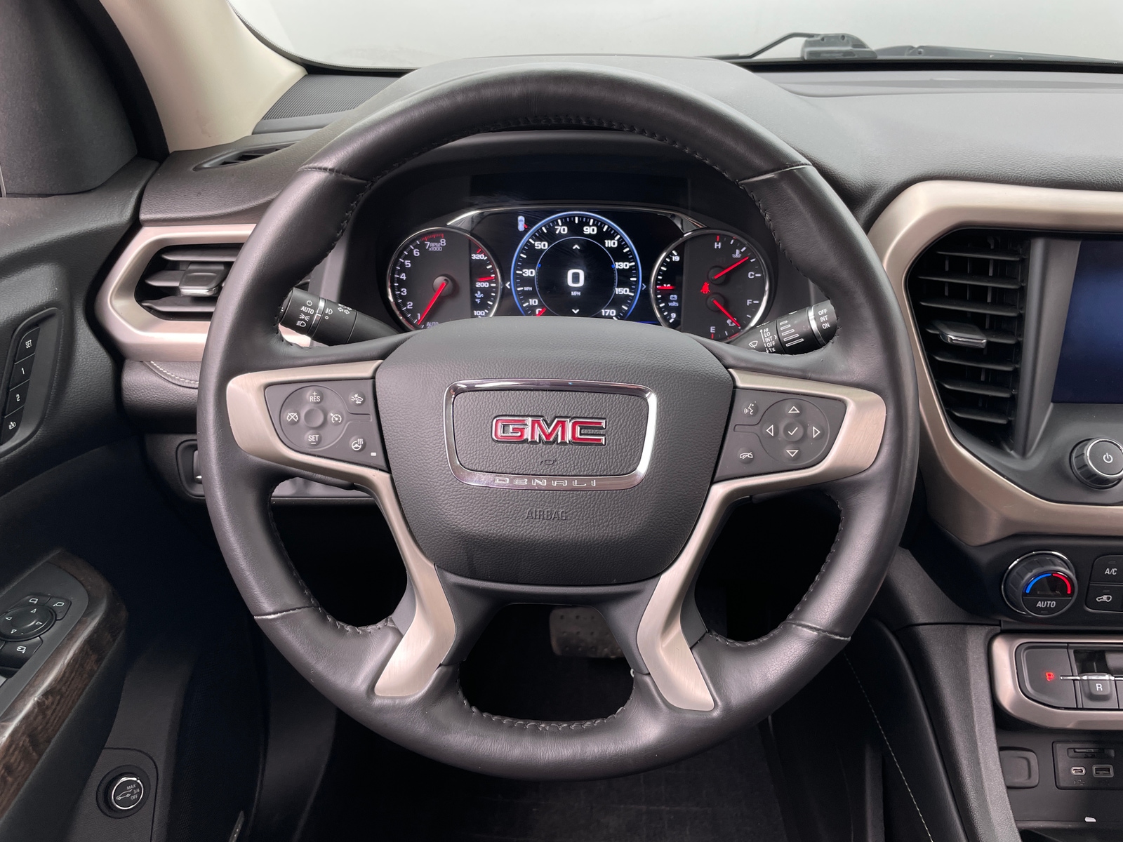 Thumbnail: 2022 GMC Acadia - 4