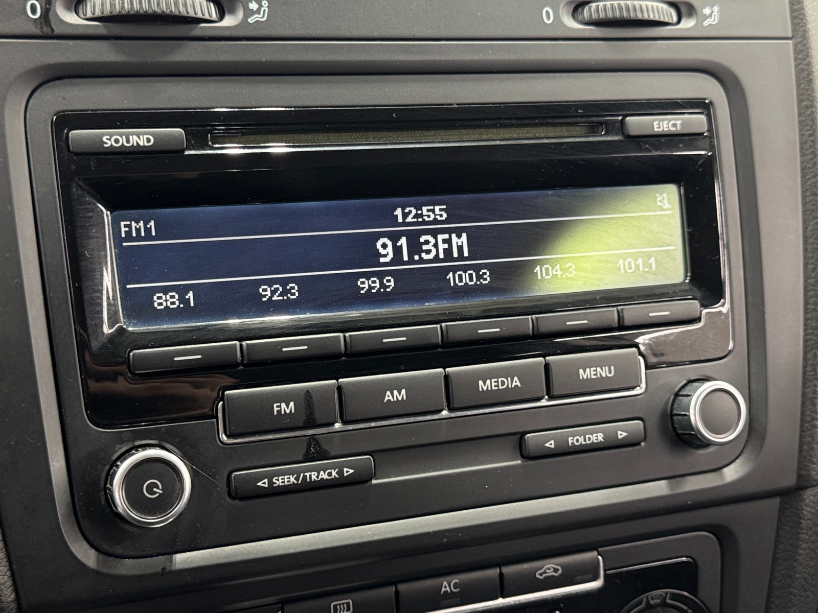 Thumbnail: 2012 Volkswagen Golf - 4