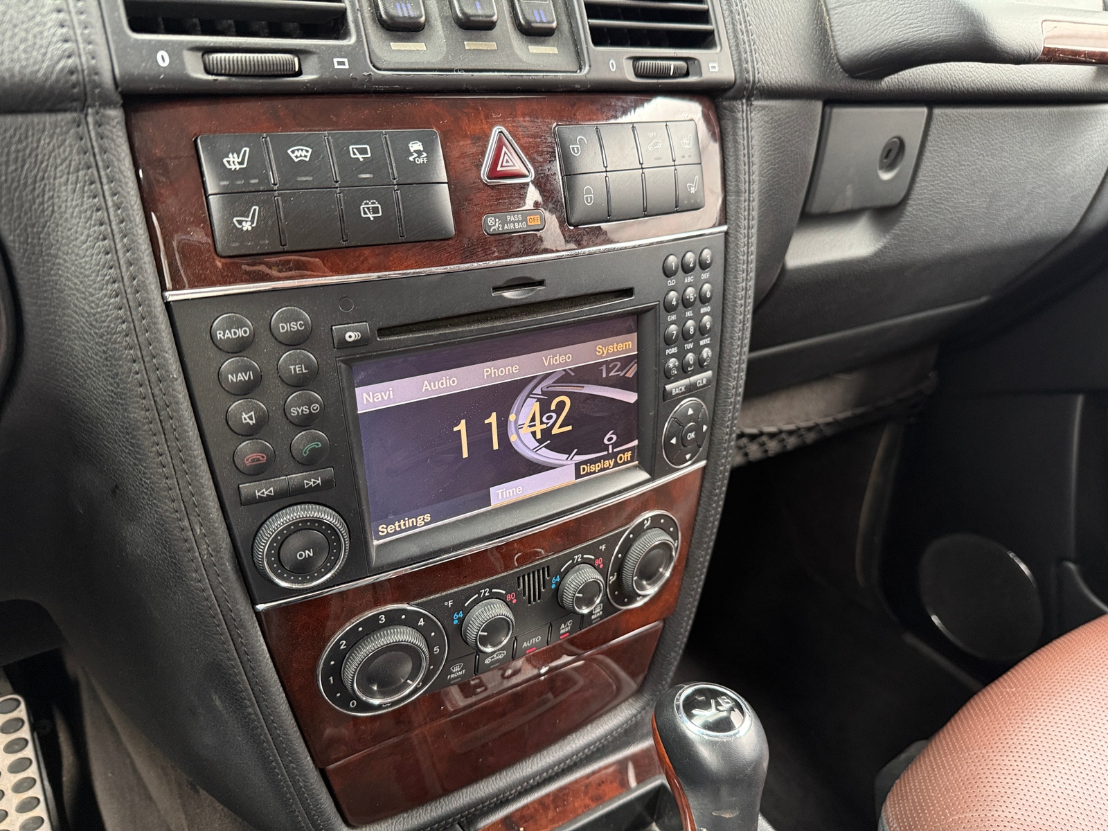 Thumbnail: 2011 Mercedes-Benz G-Class - 3