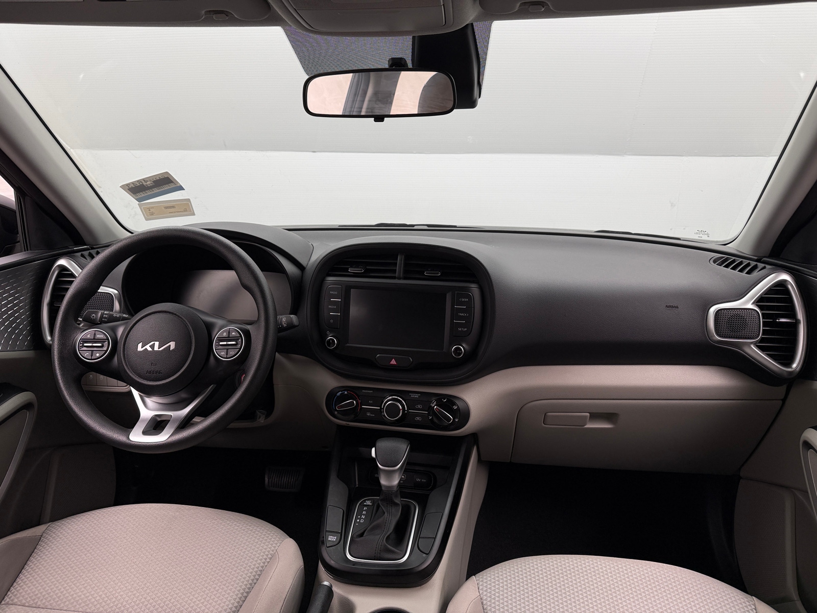 Thumbnail: 2023 Kia Soul - 3