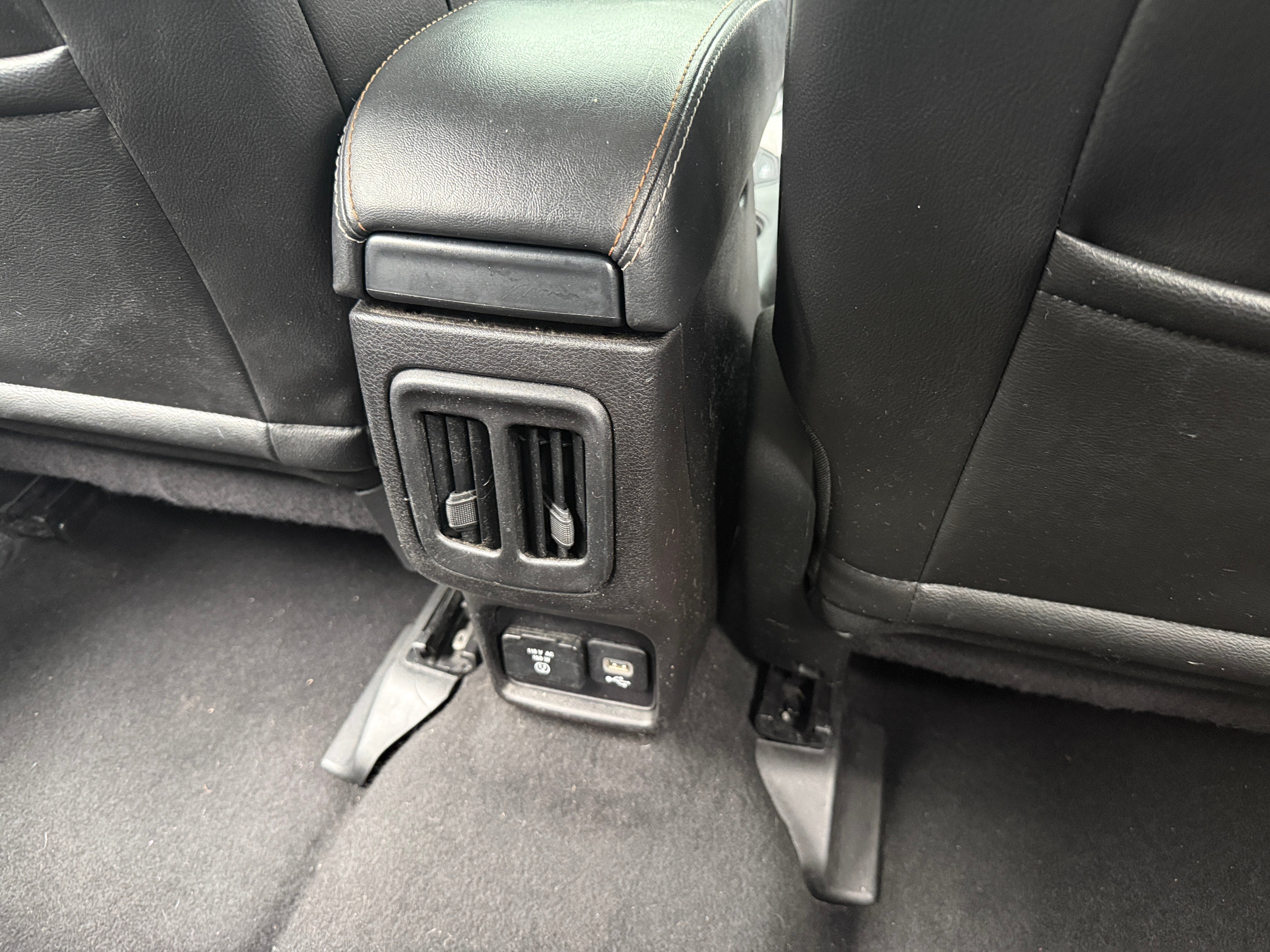 Used 2019 Jeep Compass Latitude with VIN 3C4NJDBBXKT662263 for sale in Auburn, WA