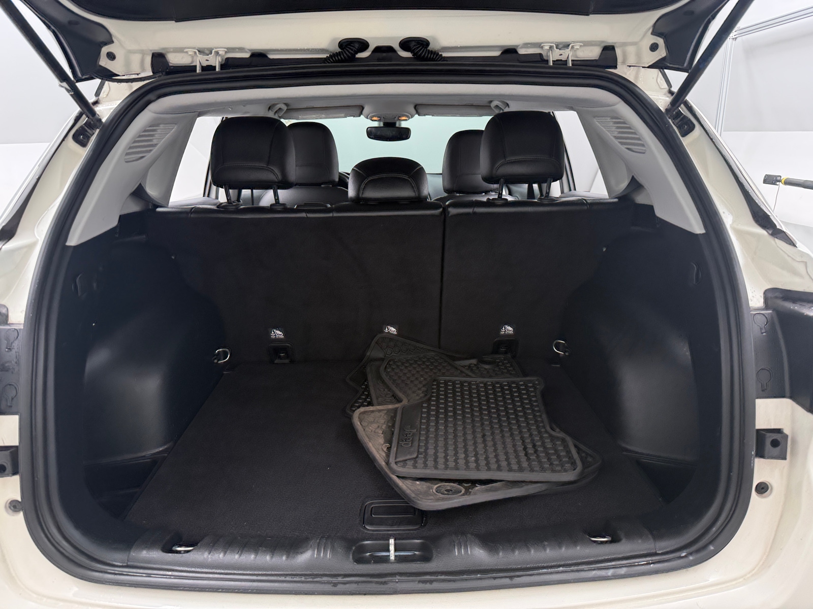 Thumbnail: 2019 Jeep Compass - 7
