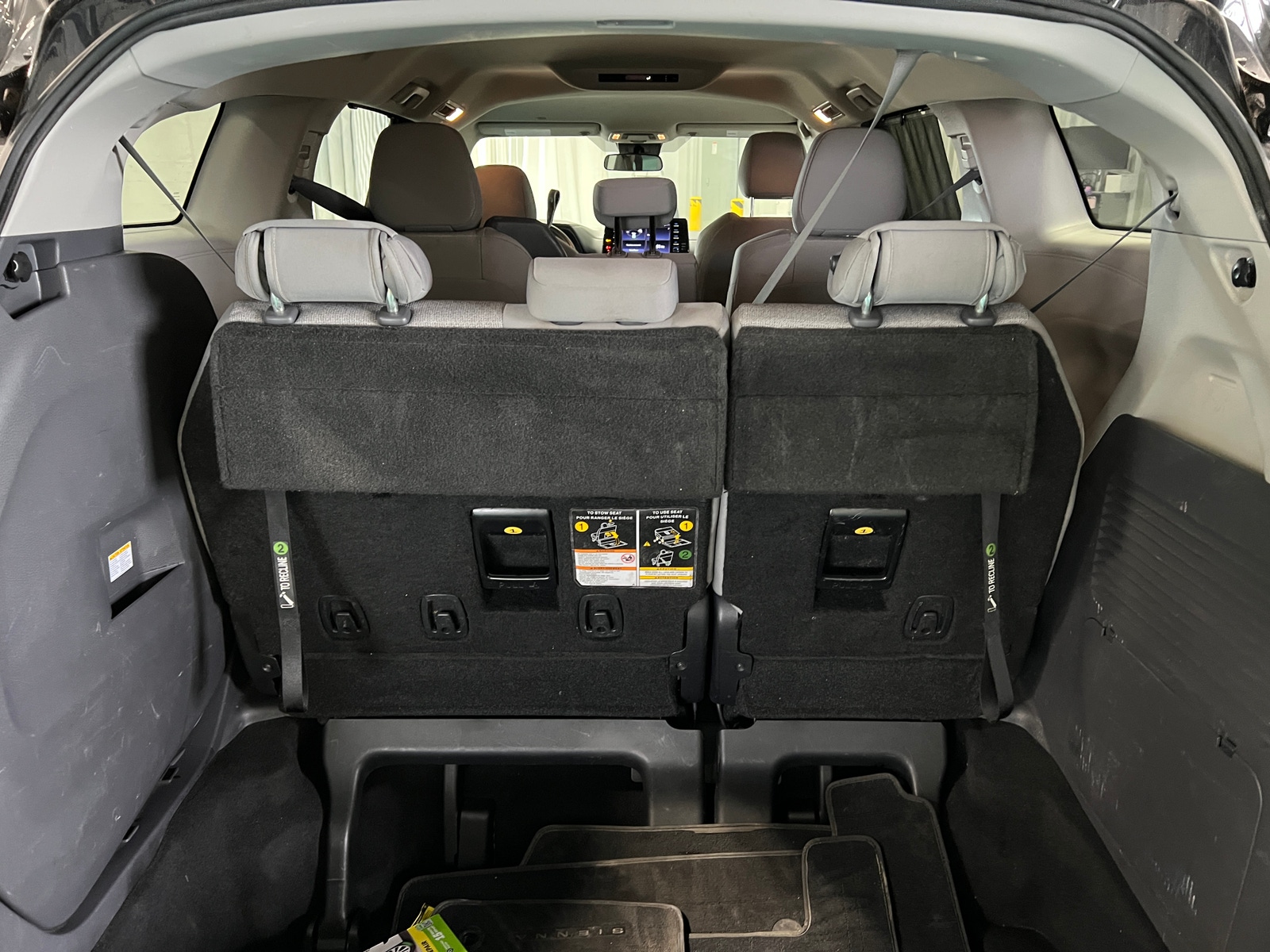 Thumbnail: 2022 Toyota Sienna - 7