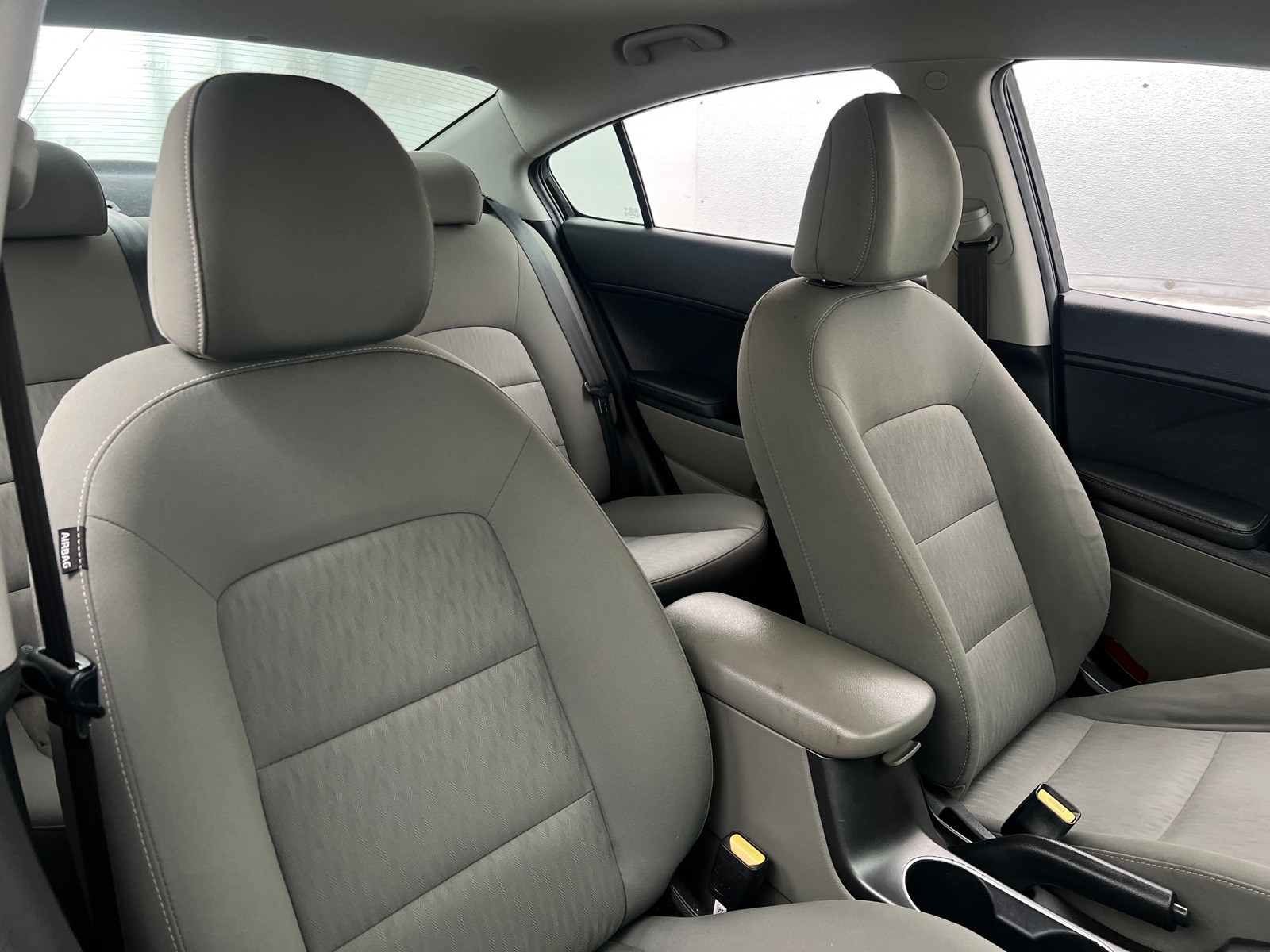 Thumbnail: 2016 Kia Forte - 2