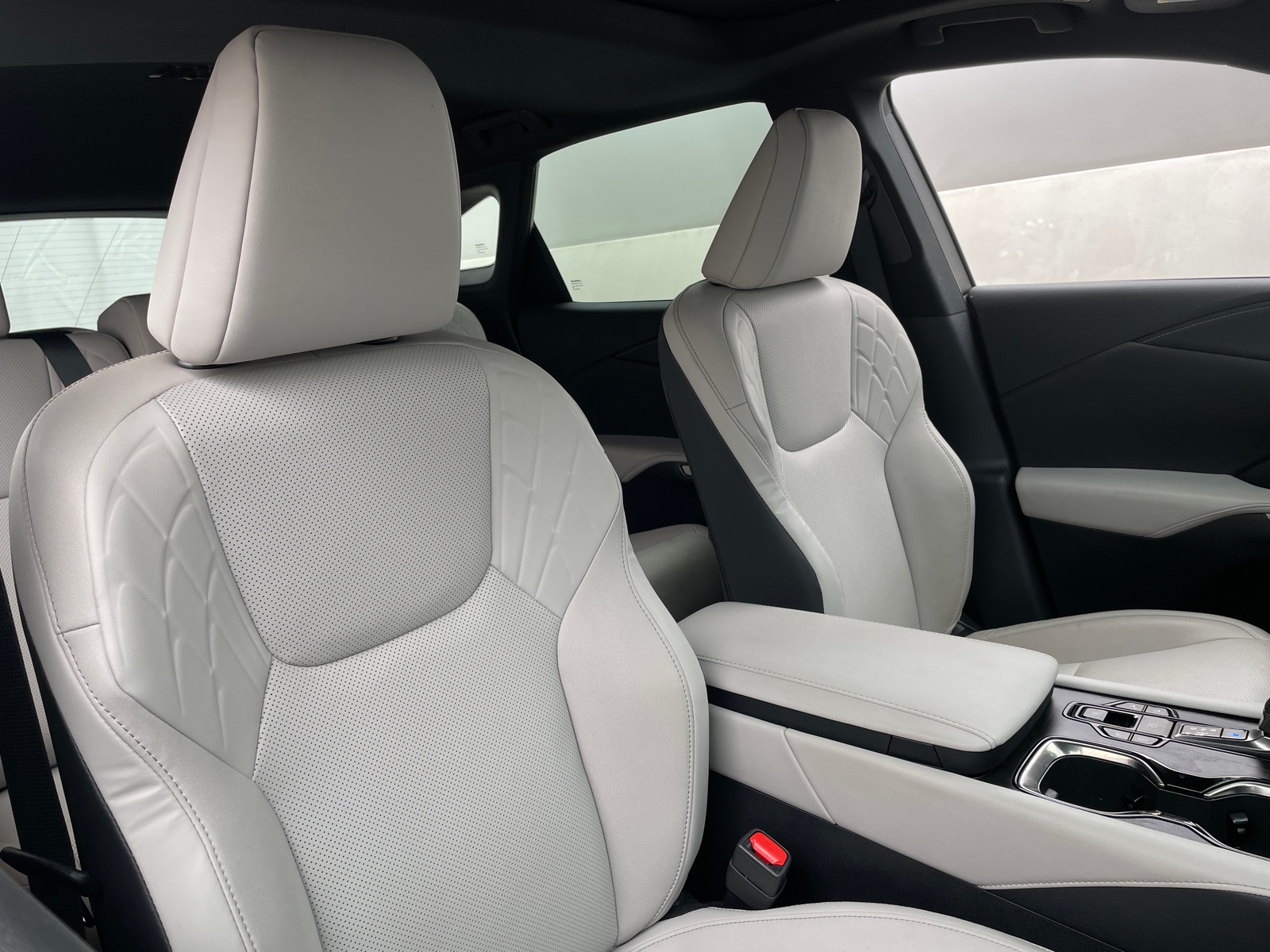 Thumbnail: 2024 Lexus RX - 2