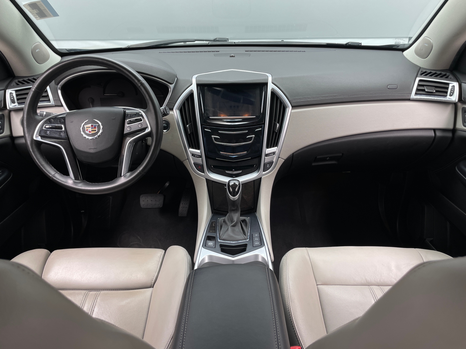 Thumbnail: 2016 Cadillac SRX - 2