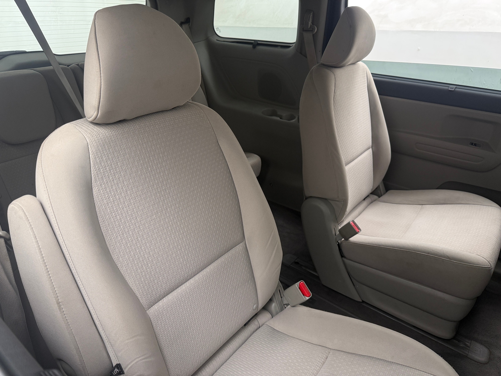 Thumbnail: 2016 Kia Sedona - 6