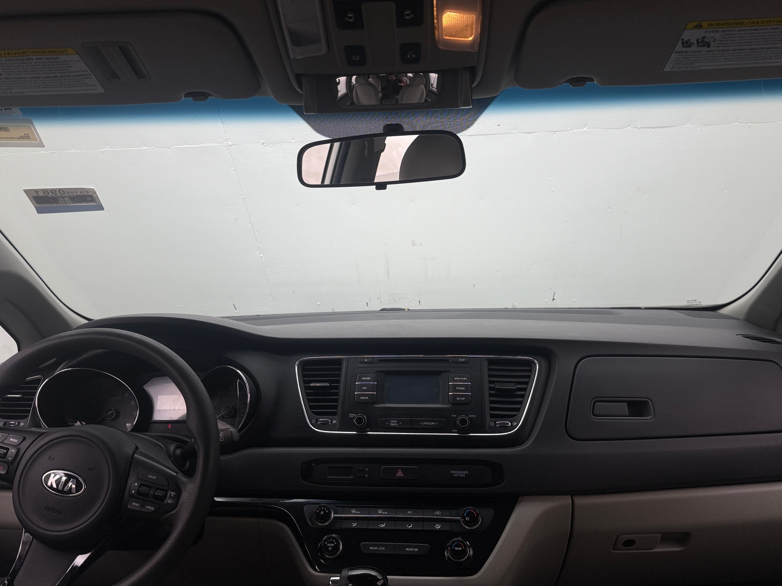 Thumbnail: 2016 Kia Sedona - 3