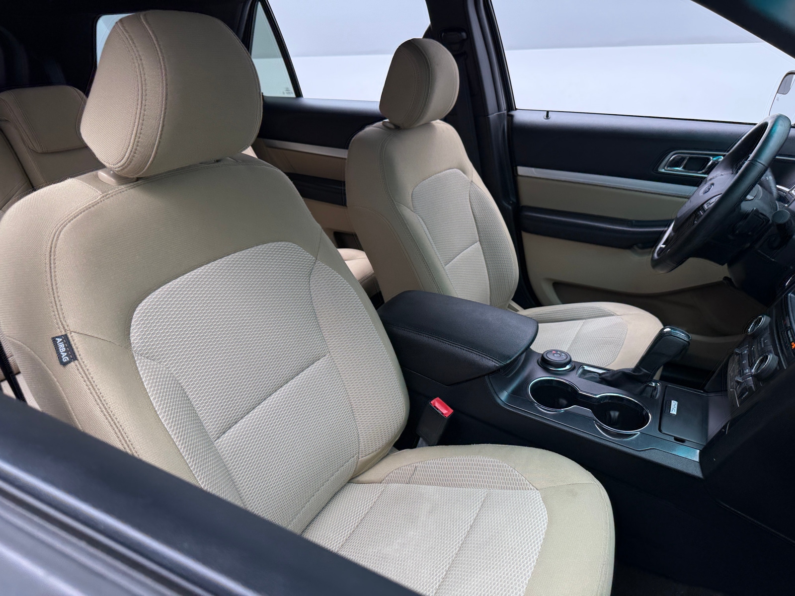 Thumbnail: 2016 Ford Explorer - 2