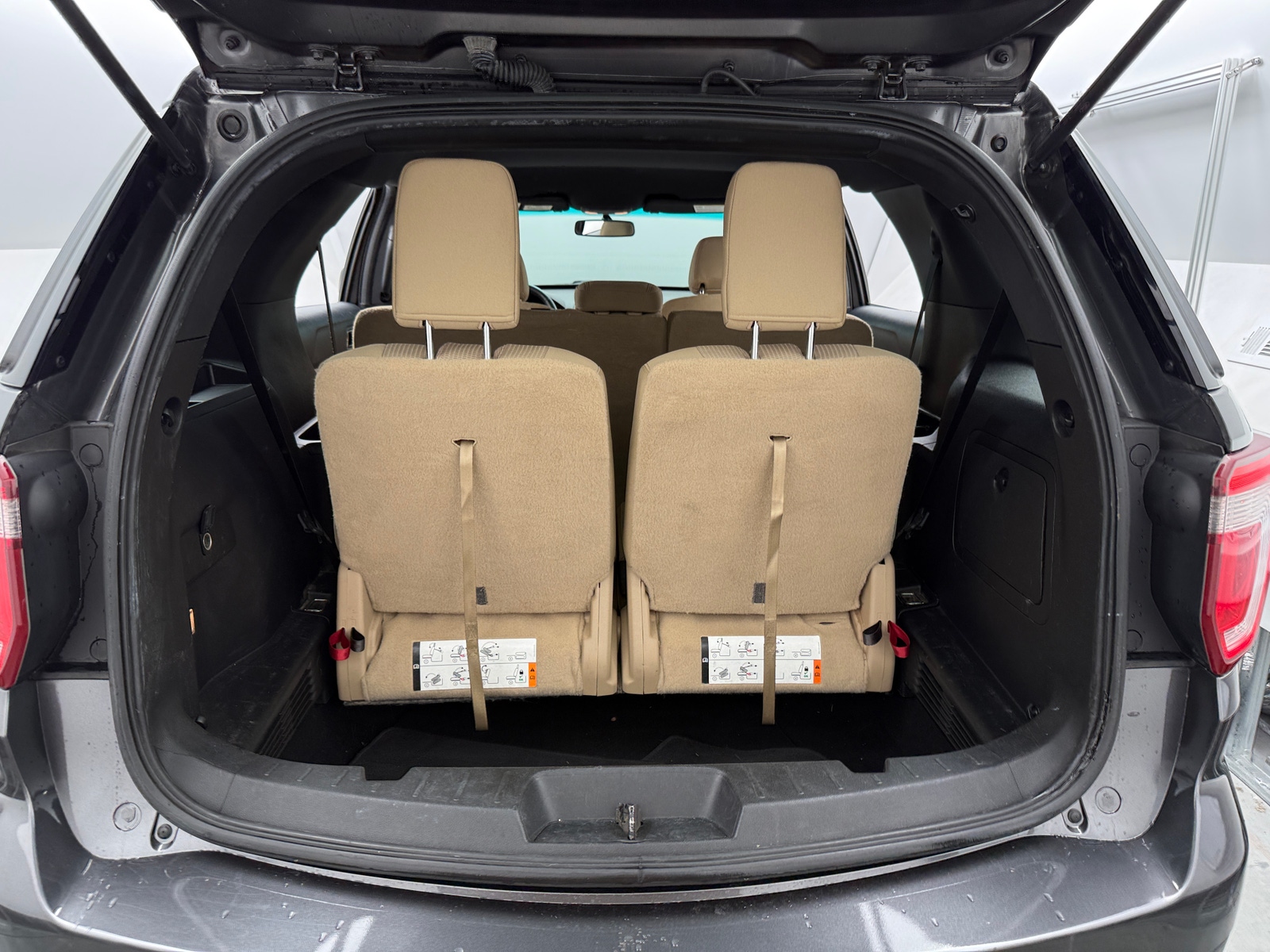 Thumbnail: 2016 Ford Explorer - 7