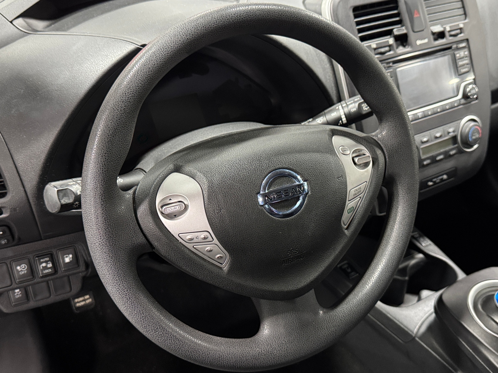 Thumbnail: 2017 Nissan Leaf - 5