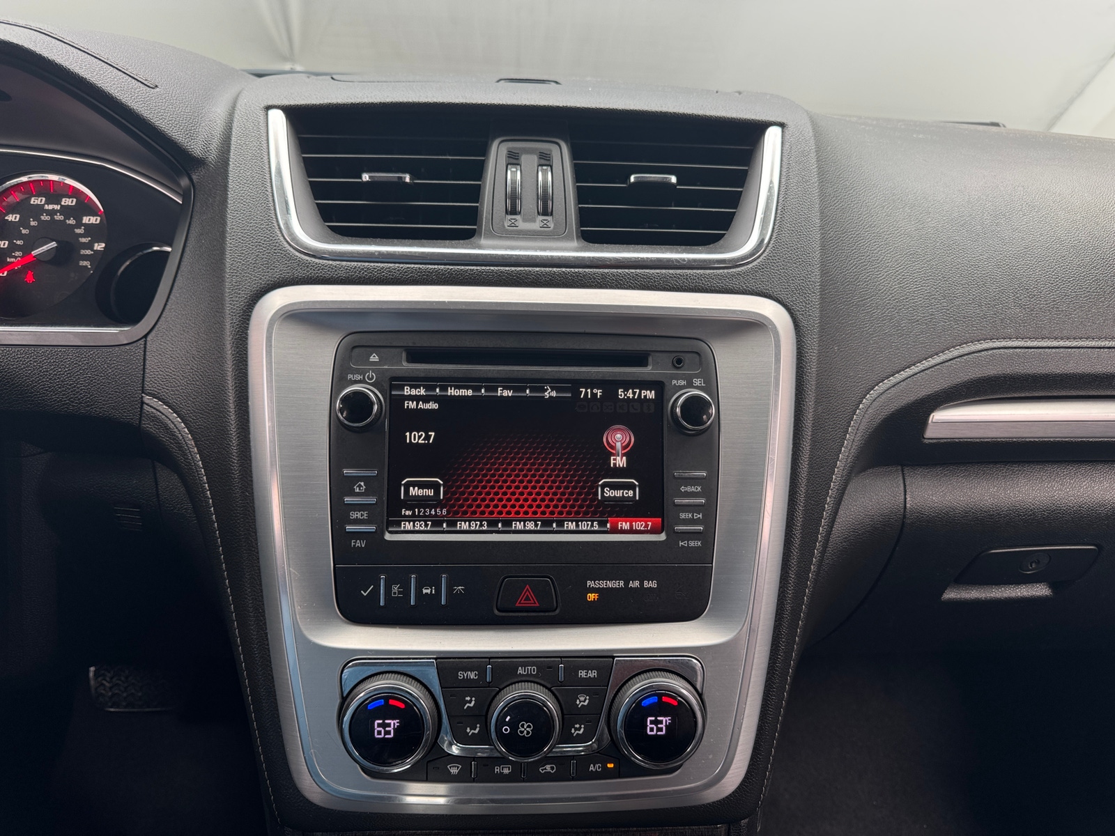 Thumbnail: 2016 GMC Acadia - 3