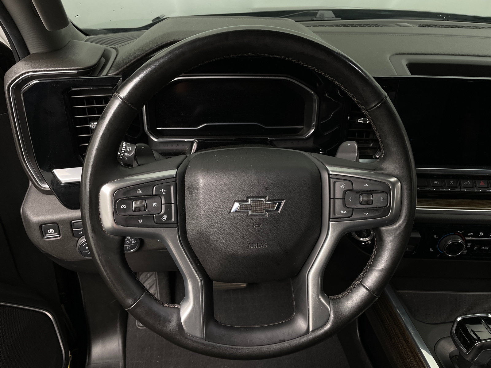 Thumbnail: 2024 Chevrolet Silverado 1500 - 5