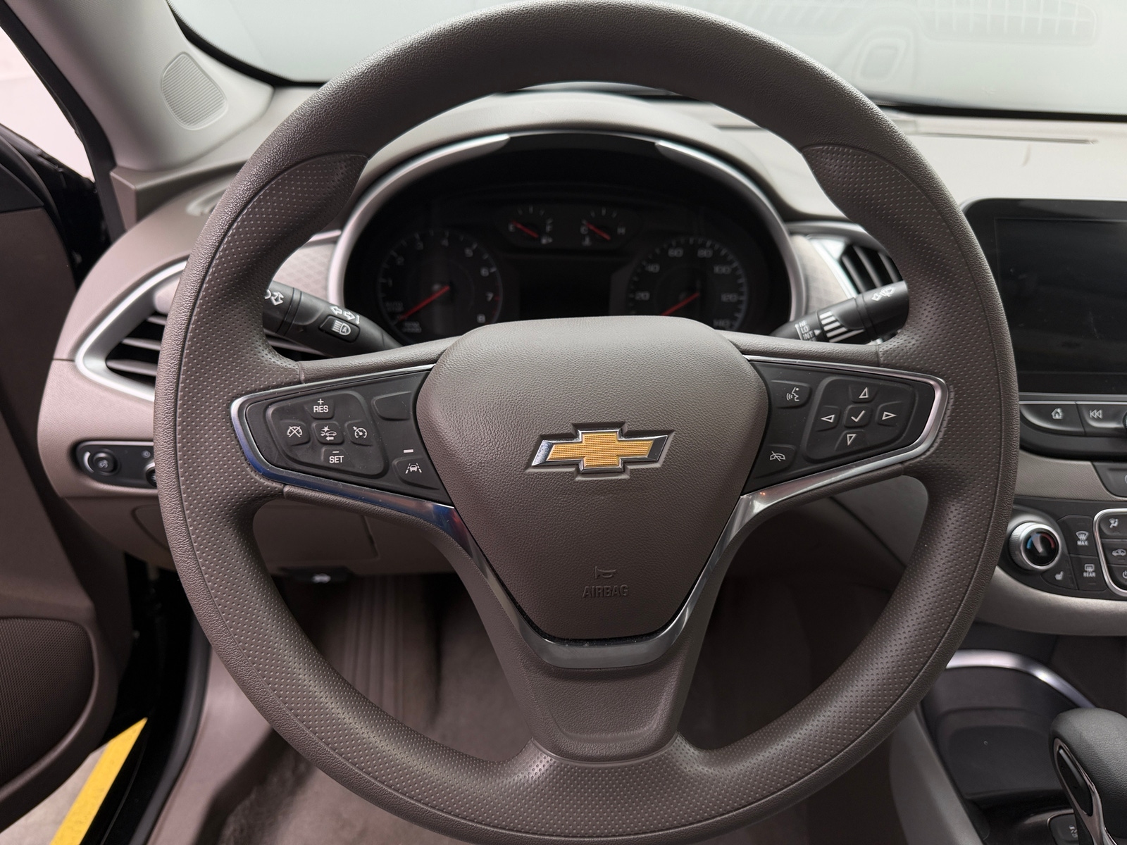 Thumbnail: 2025 Chevrolet Malibu - 5