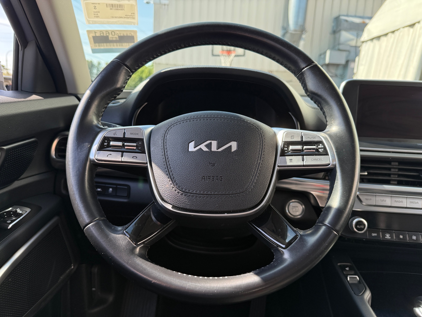 Thumbnail: 2022 Kia Telluride - 4