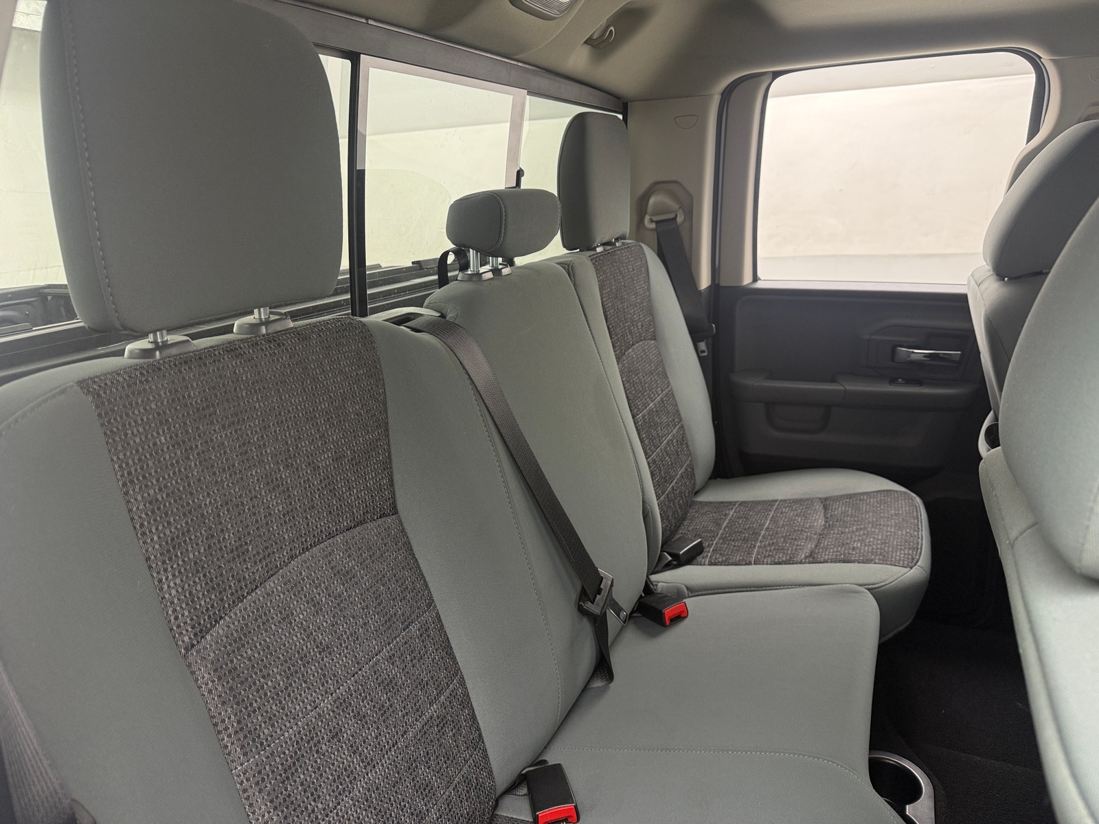 Thumbnail: 2019 RAM 1500 Classic - 6