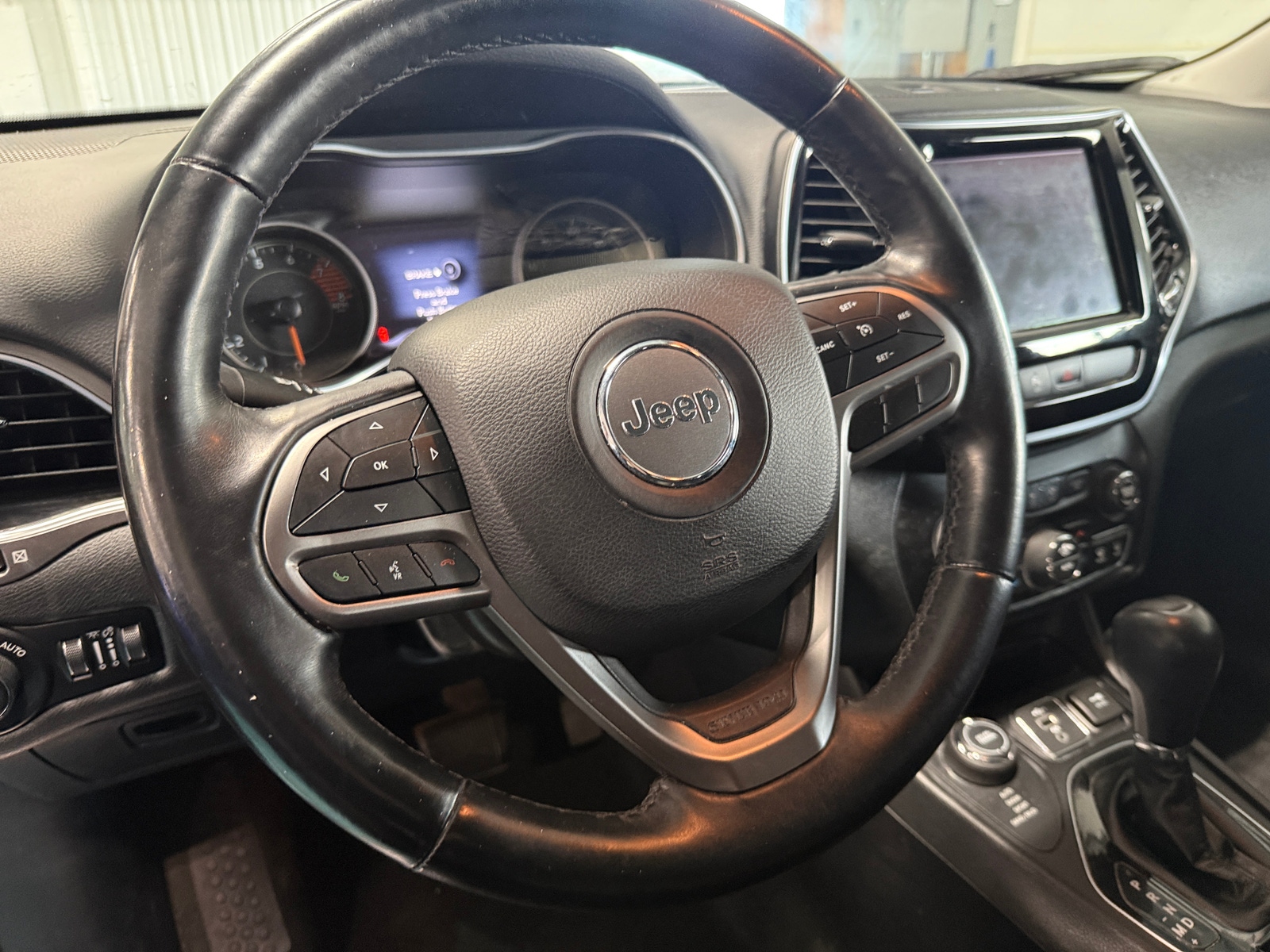 Thumbnail: 2019 Jeep Cherokee - 4