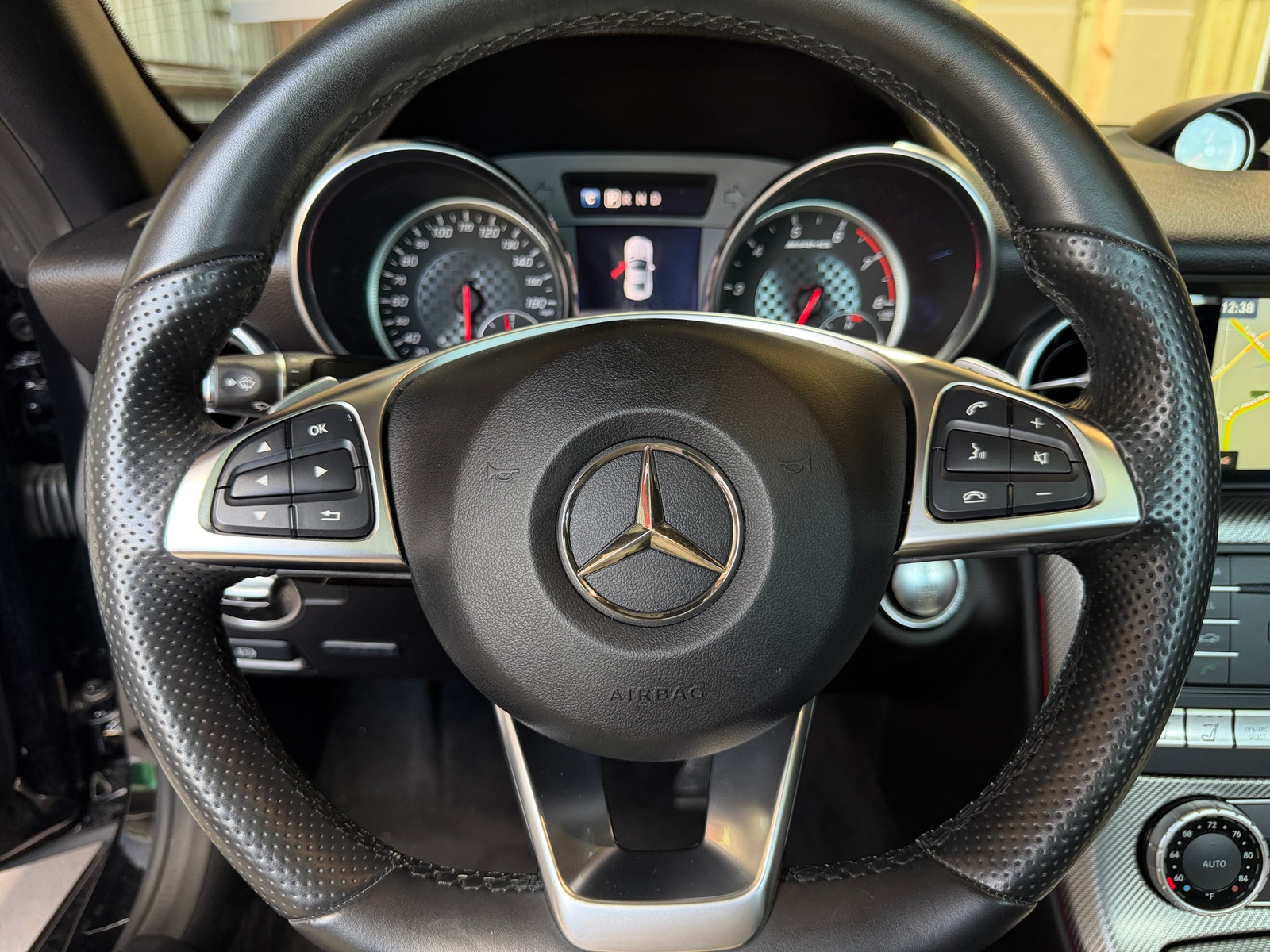Thumbnail: 2018 Mercedes-Benz SLC - 4
