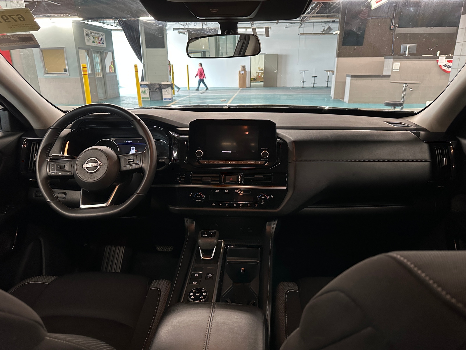 Thumbnail: 2025 Nissan Pathfinder - 3