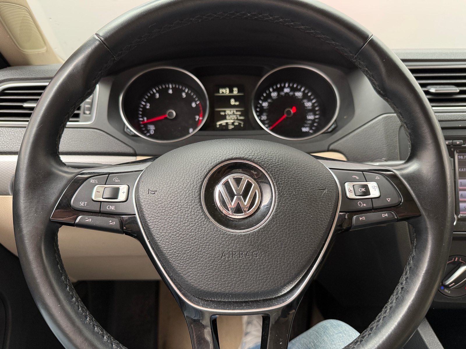 Thumbnail: 2015 Volkswagen Jetta - 5