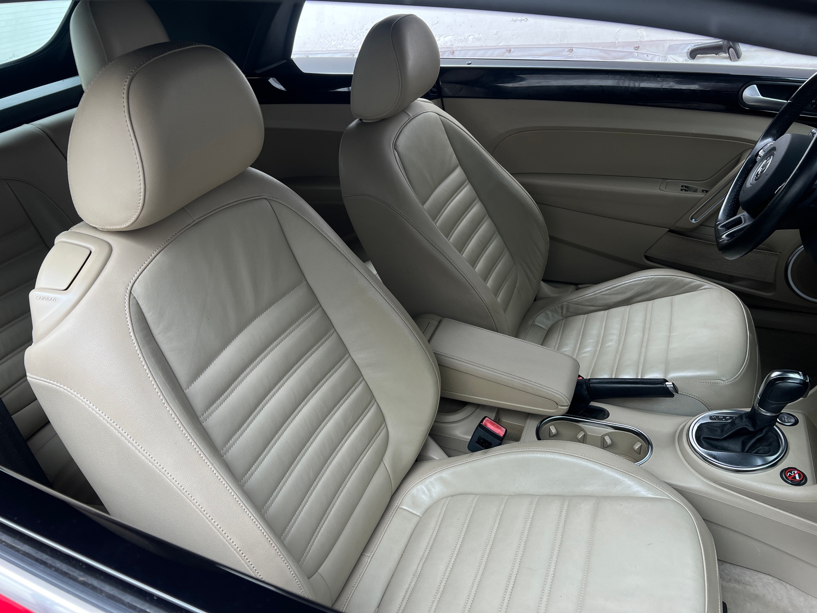 Thumbnail: 2013 Volkswagen Beetle - 2