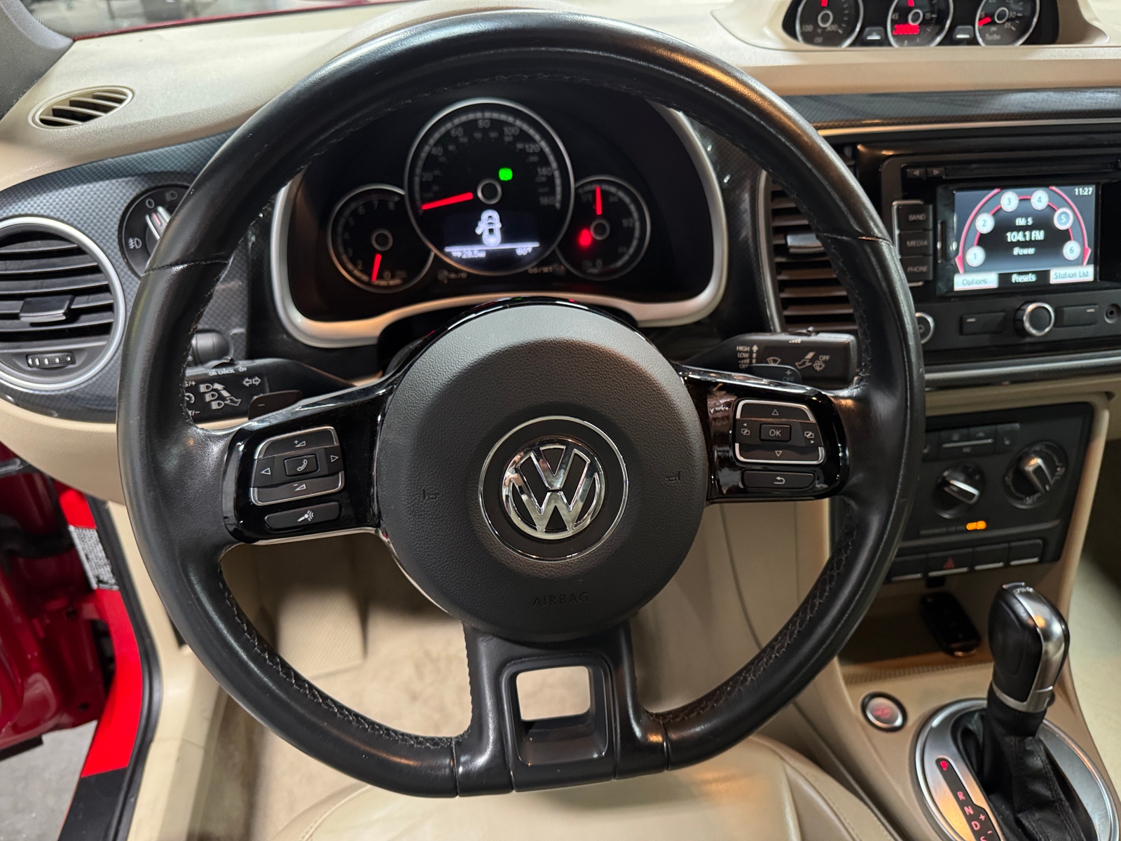 Thumbnail: 2013 Volkswagen Beetle - 5