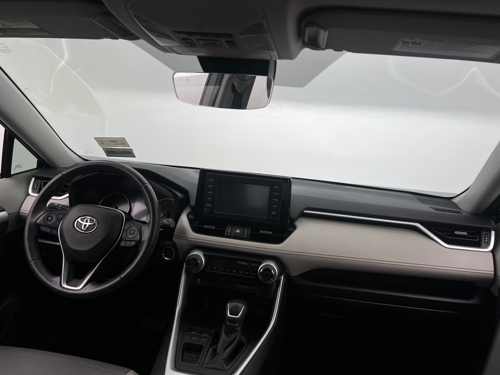 Thumbnail: 2019 Toyota RAV4 - 2