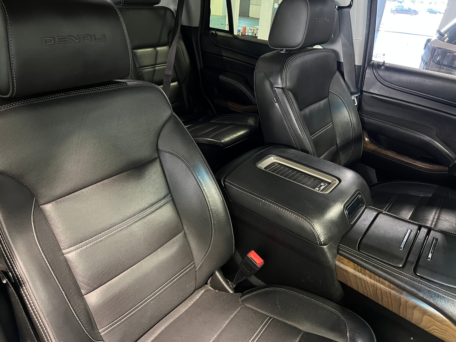 Thumbnail: 2018 GMC Yukon - 2