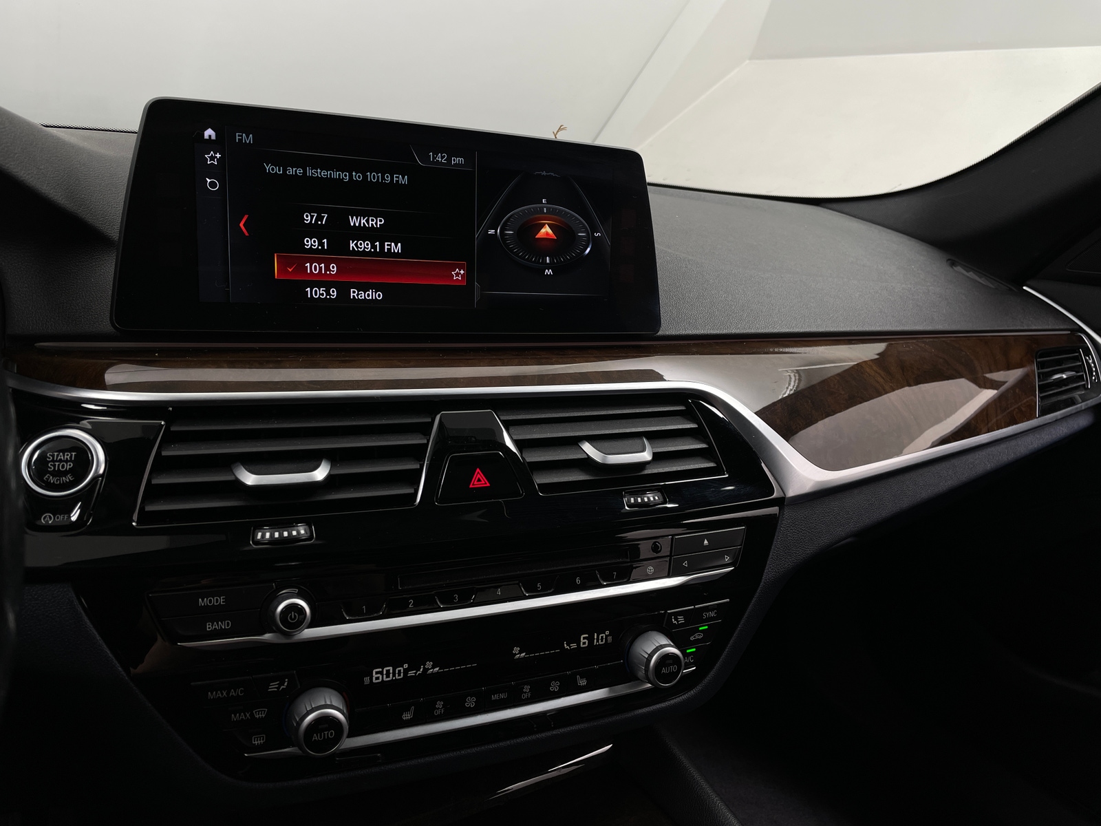 Thumbnail: 2017 BMW 5 Series - 3