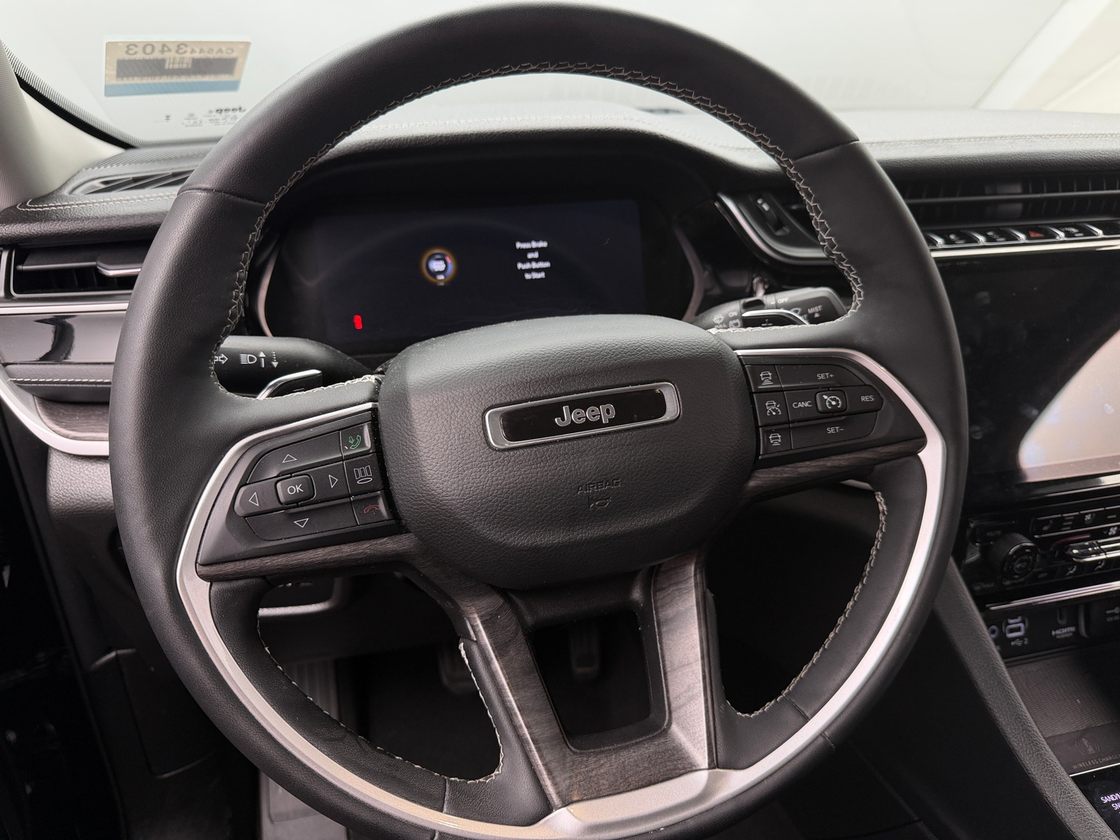 Thumbnail: 2023 Jeep Grand Cherokee - 4